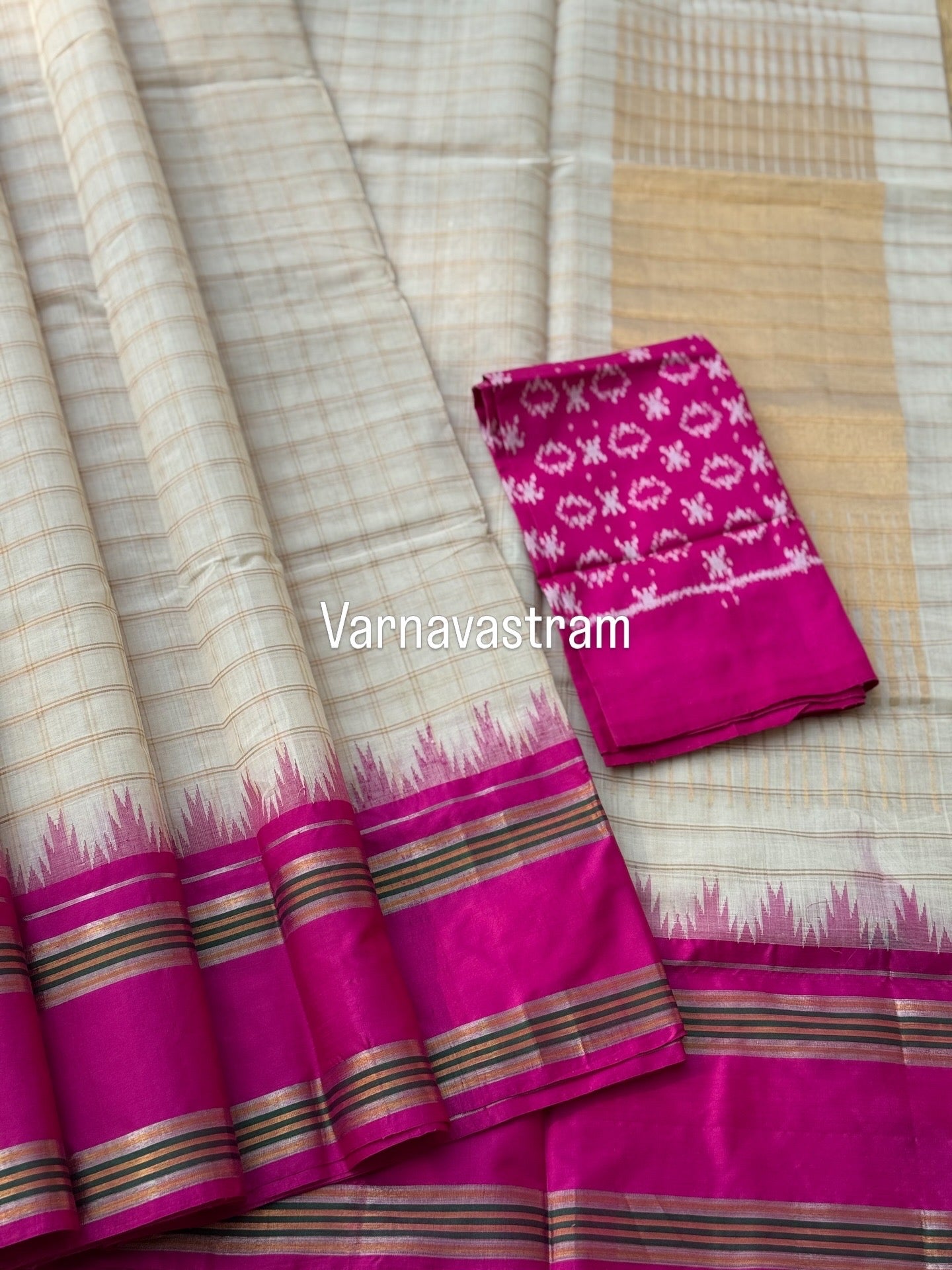 Handspun and handwoven ponduru Khadhi cotton Zari checks saree with silk dobby border in contrast pink