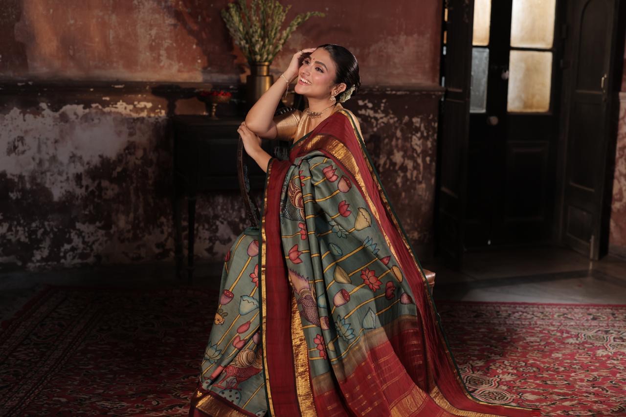 Reserved - Complete Hand Drawn And Hand Painted Penkalamkari In korvai Kanchivaram Silk Saree