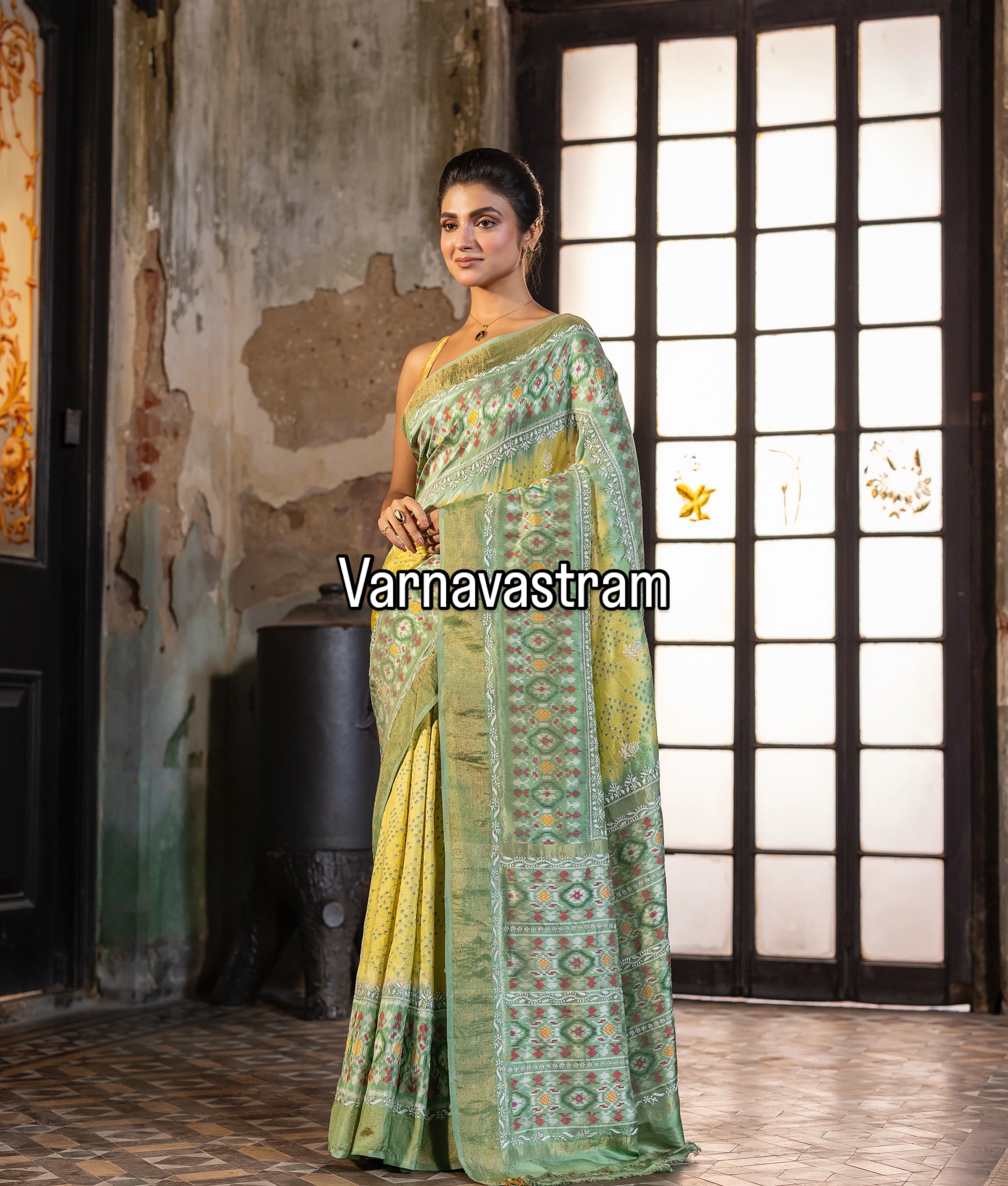 A mesmerising Bhandej inspired handwoven tie dyed ikkat silk SAREE with Bhandej inspired tie dyed patola ikkat weave