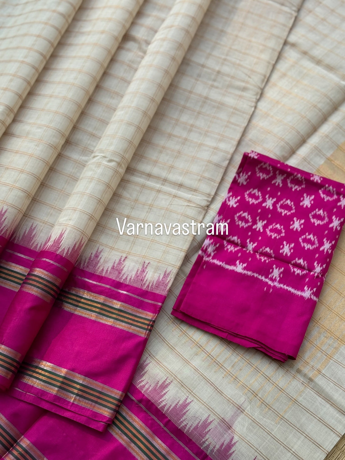 Handspun and handwoven ponduru Khadhi cotton Zari checks saree with silk dobby border in contrast pink