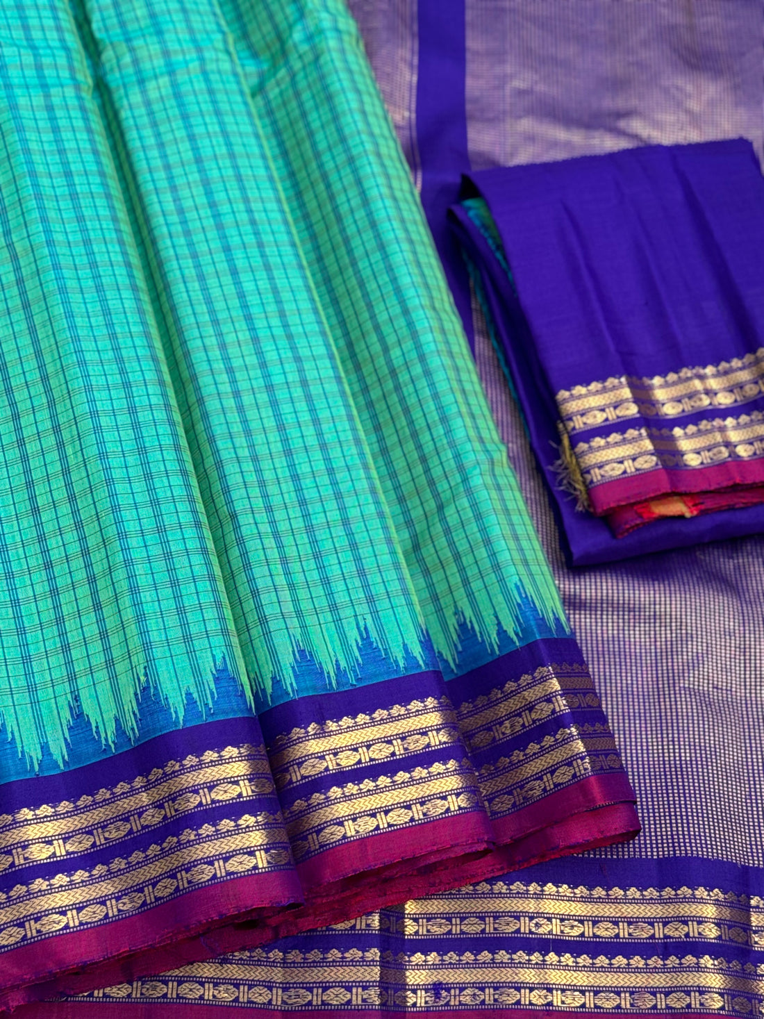 Handwoven gadwal silk cotton saree