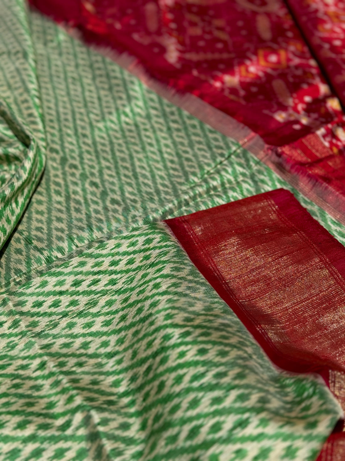 handwoven tie dyed lehariya pattern raw silk ikkat saree