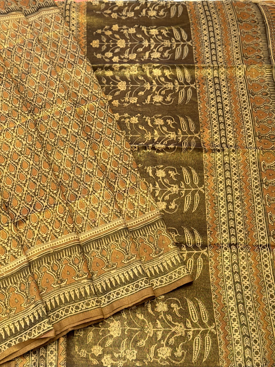 EYARKAI - NATURAL DYE KODALIKARUPPUR BLOCK PRINTS ON TISSUE ZARI GROUNDED COTTON SAREE