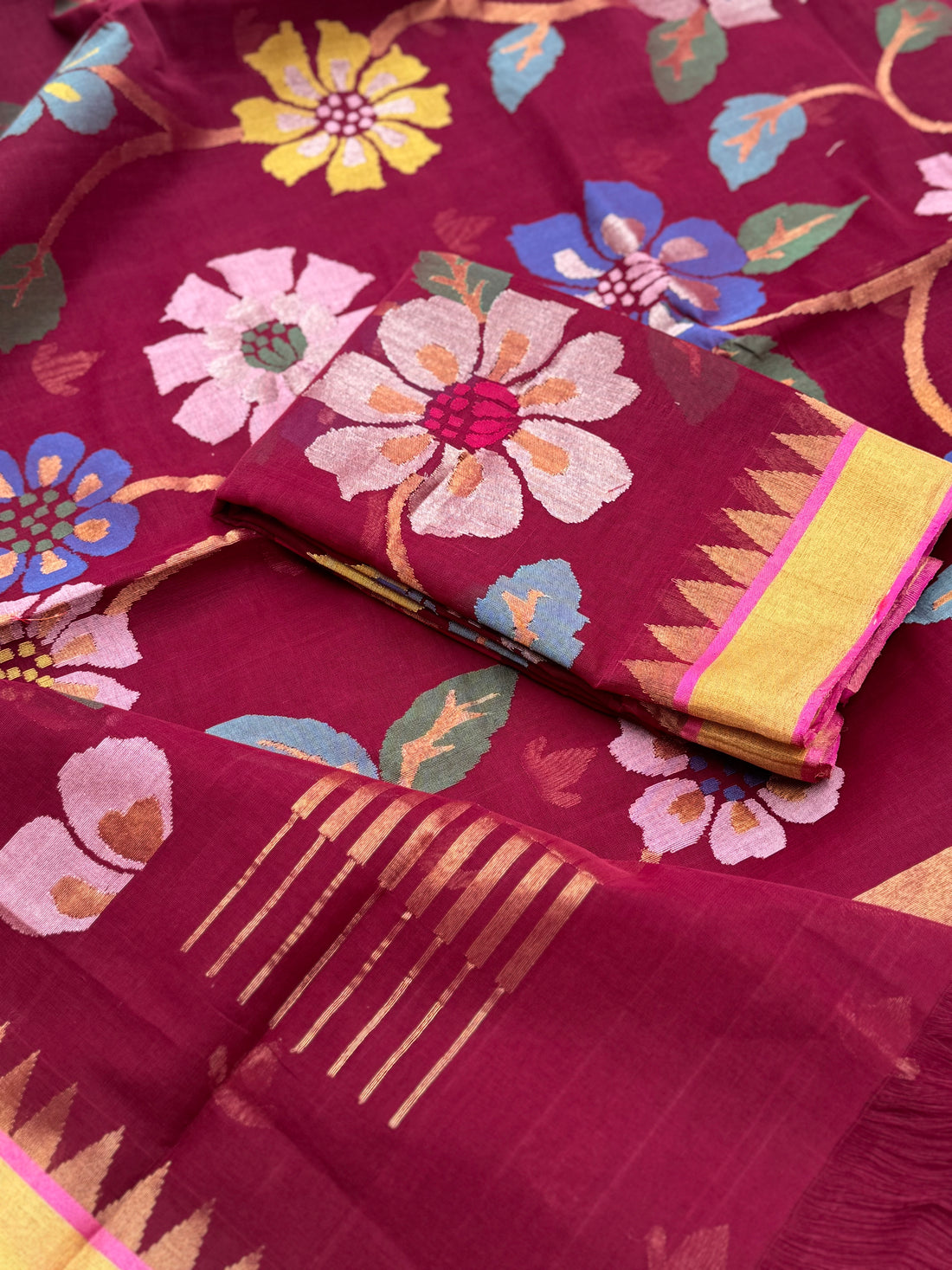 A gorgeous handspun ponduru khadhi jamdani cotton saree full jaal pallu and blouse