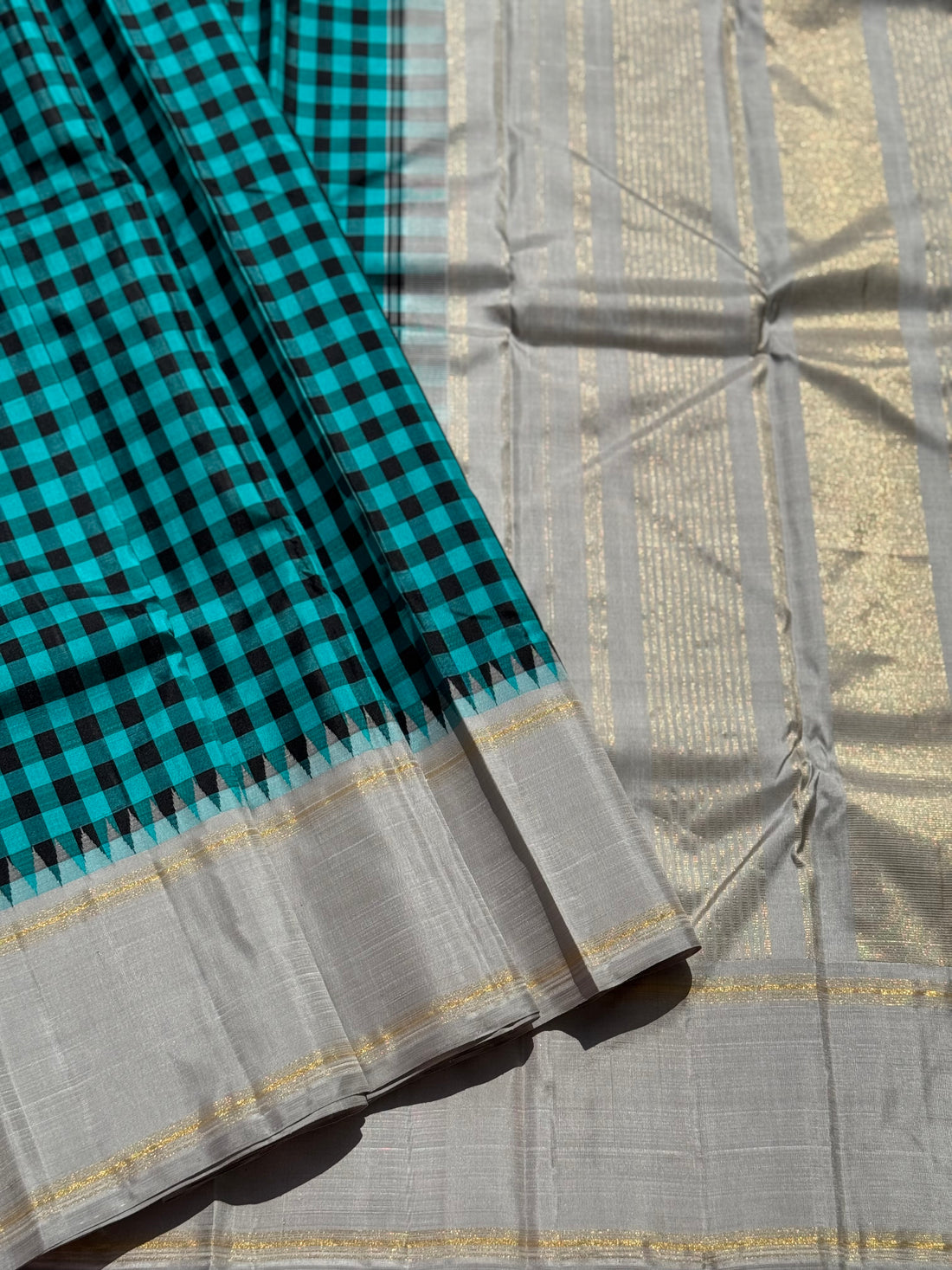 A pleasant seagreen pattani kattam korvai kanchivaram silk saree