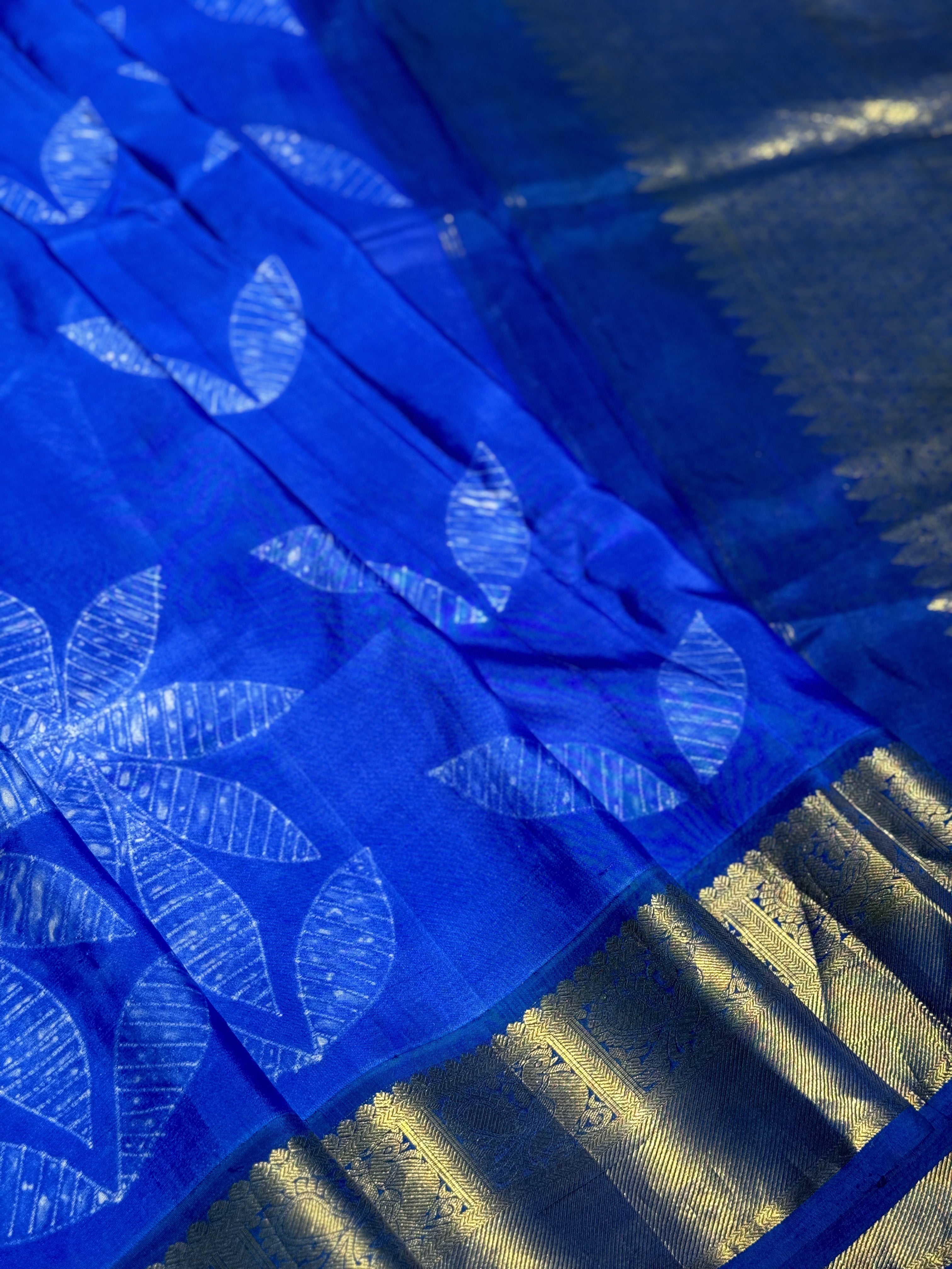 Royal blue shade NUI Shibori korvai kanchivaram silk saree