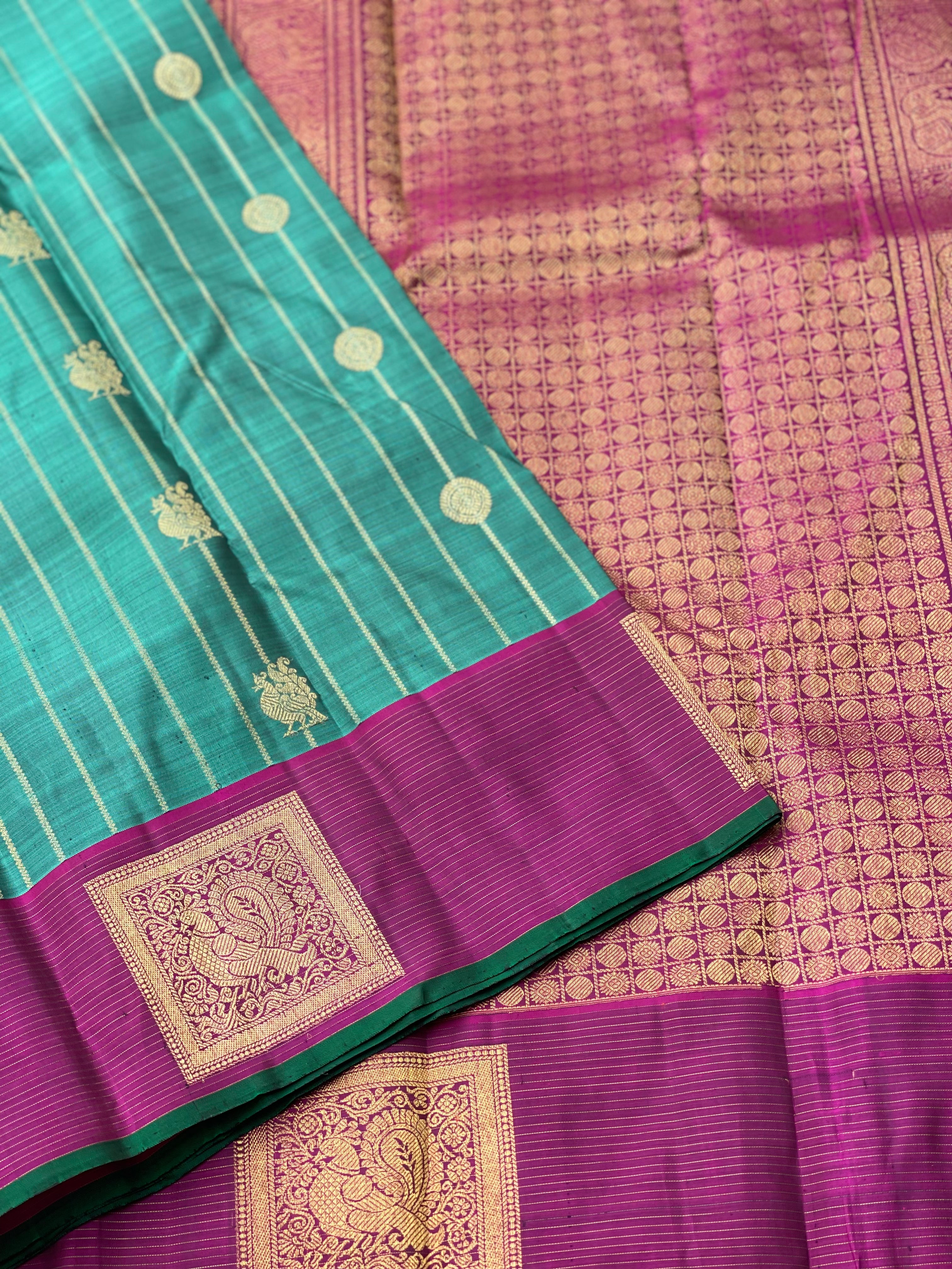 A stunner Emerald Green Vintage Kanchivaram silk saree