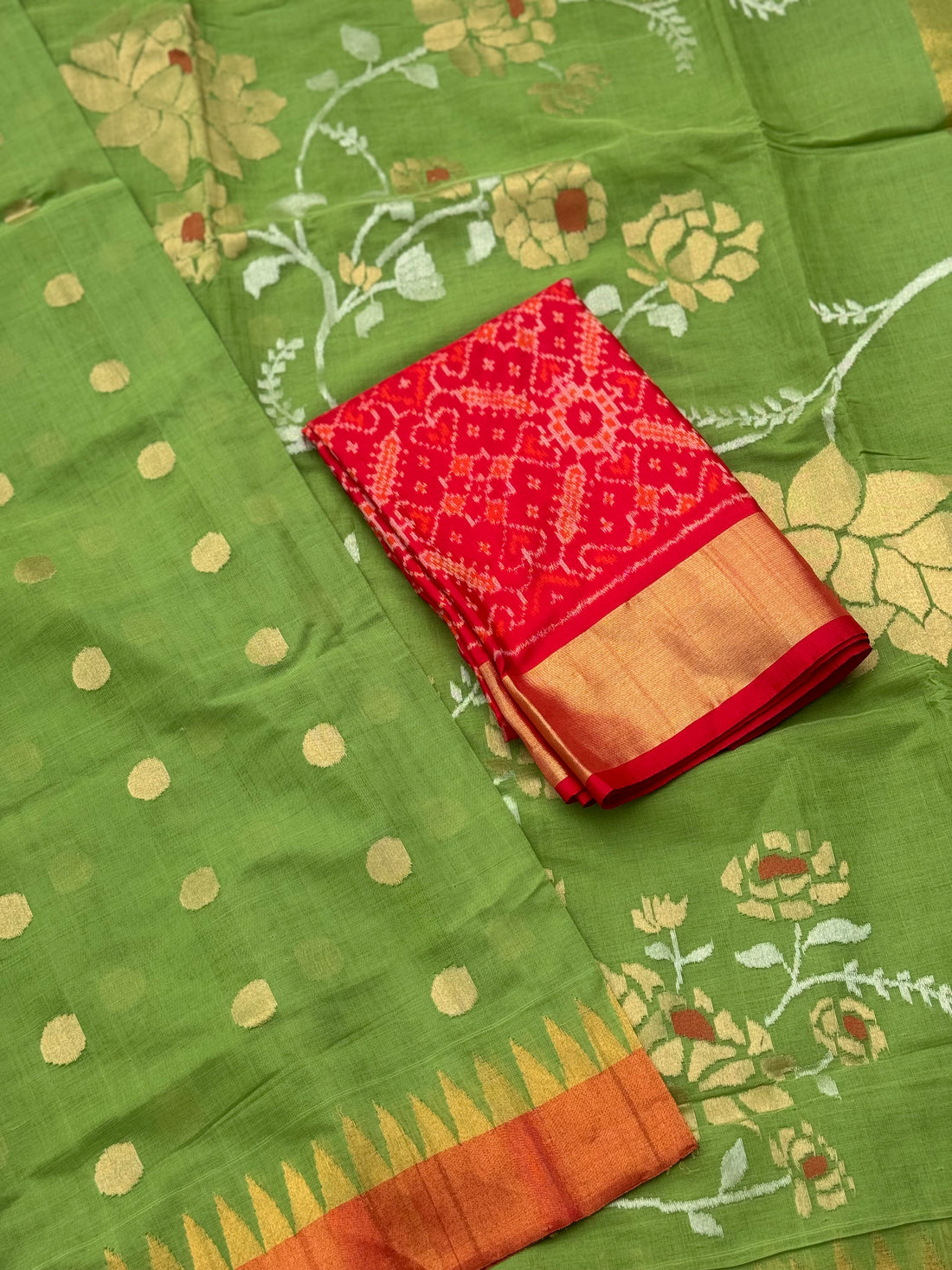 Handspun Ponduru Khadi Jaal Jamdani Saree in fern green