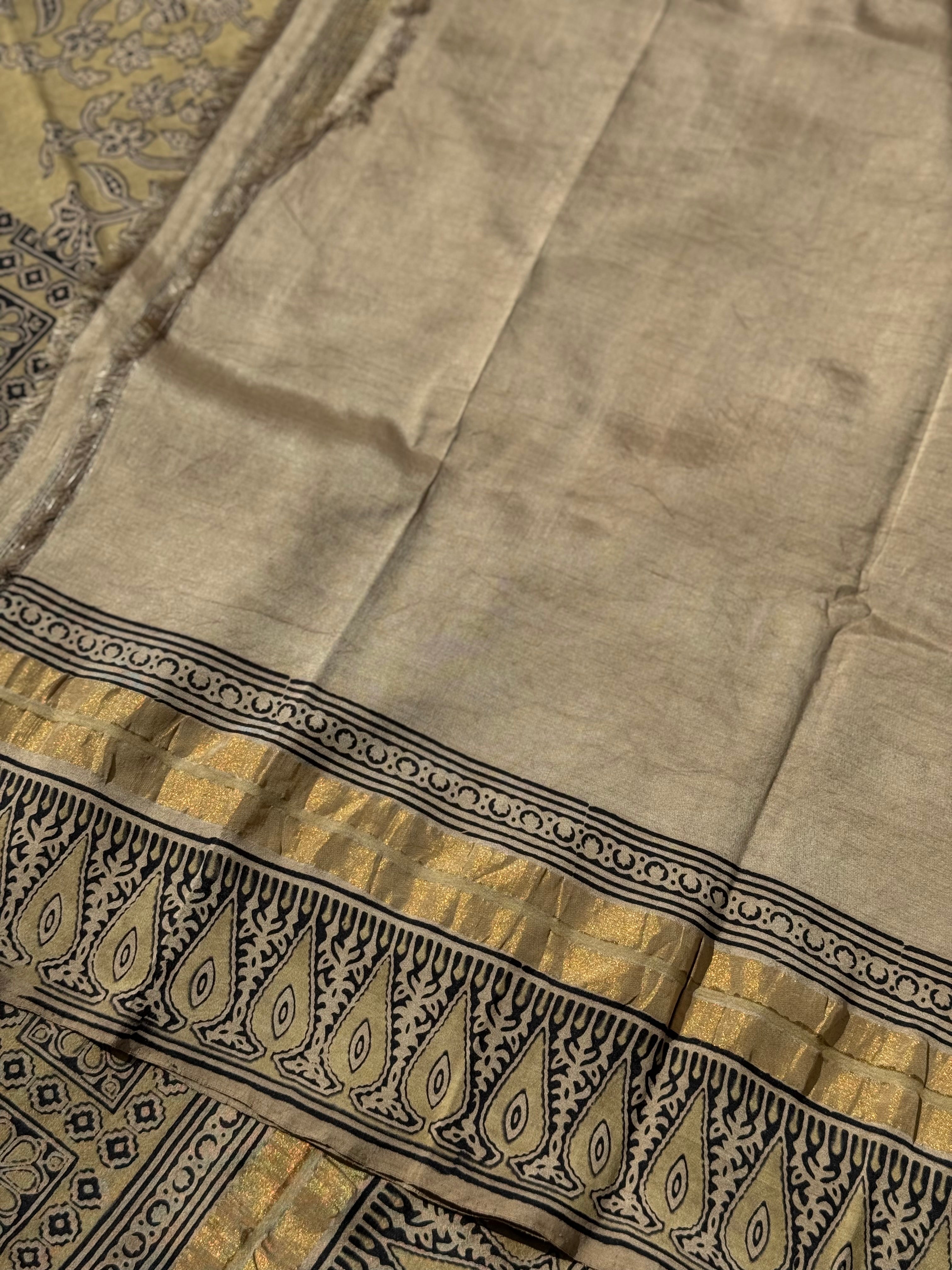 EYARKAI - NATURAL DYE KODALIKARUPPUR BLOCK PRINTS ON MULBERRY SILK