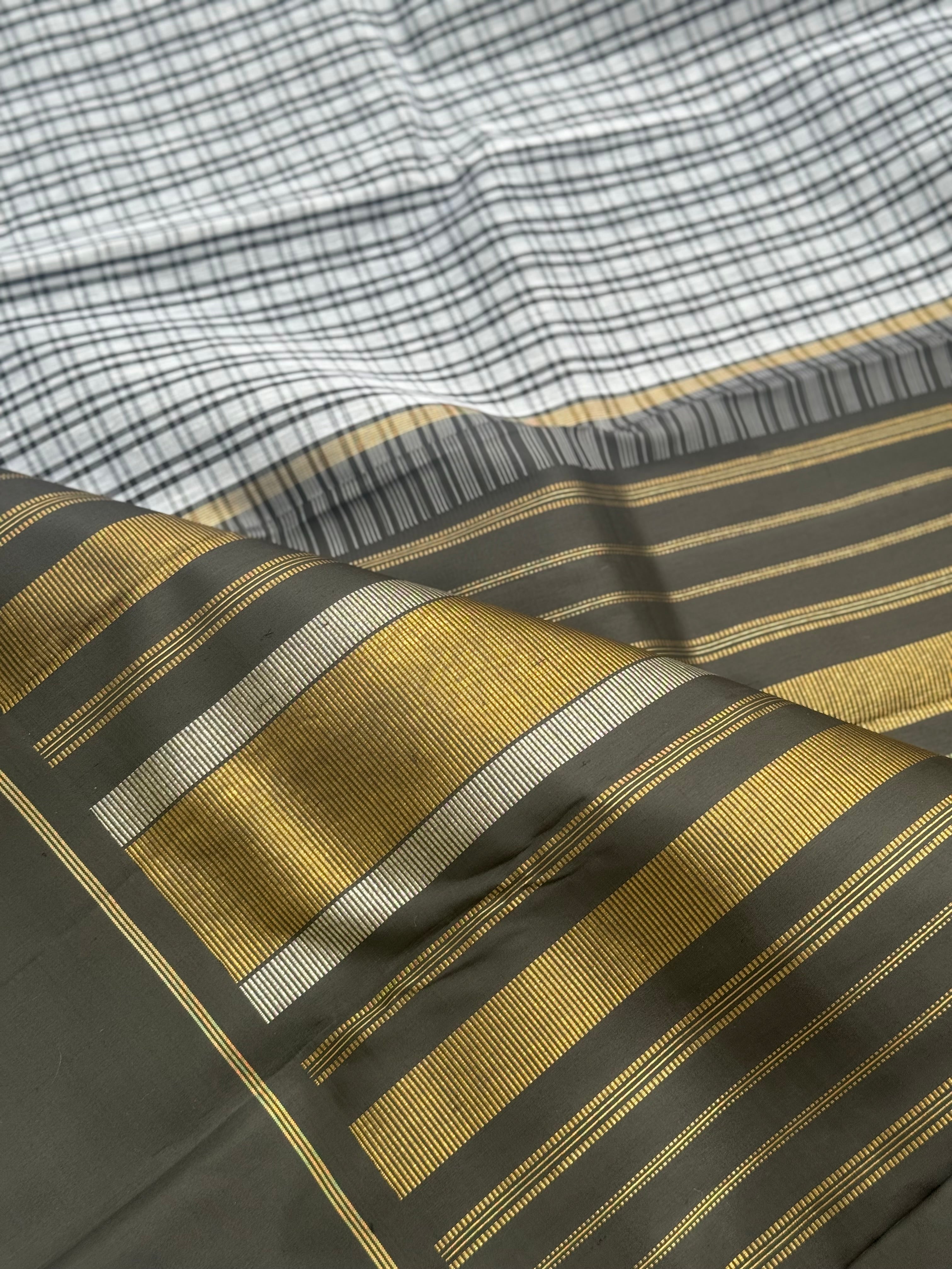 Linen by Mulberry silk Korvai Kanchivaram silk saree