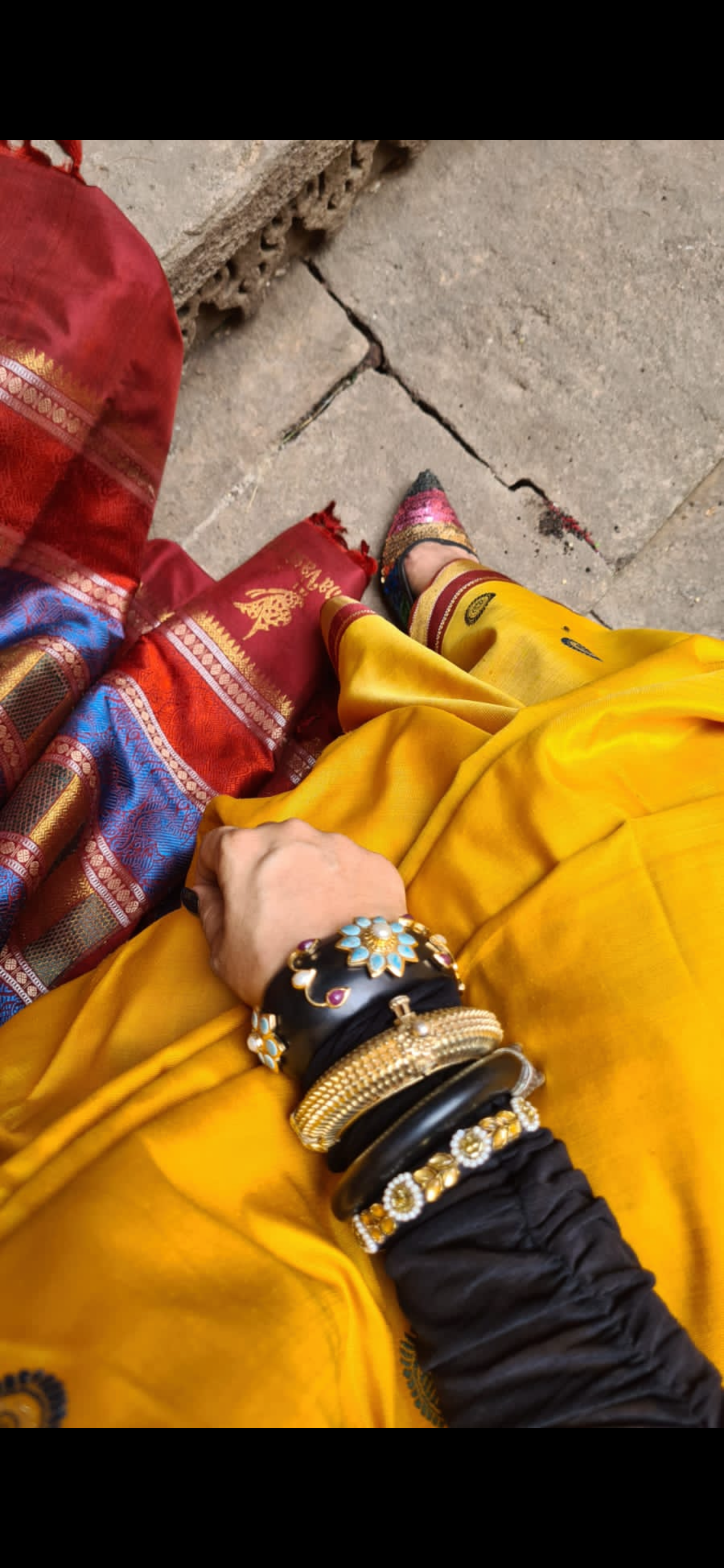A complete Natural Dye Kanchivaram Silk saree in Pasumanjal/ Turmeric with Arakku