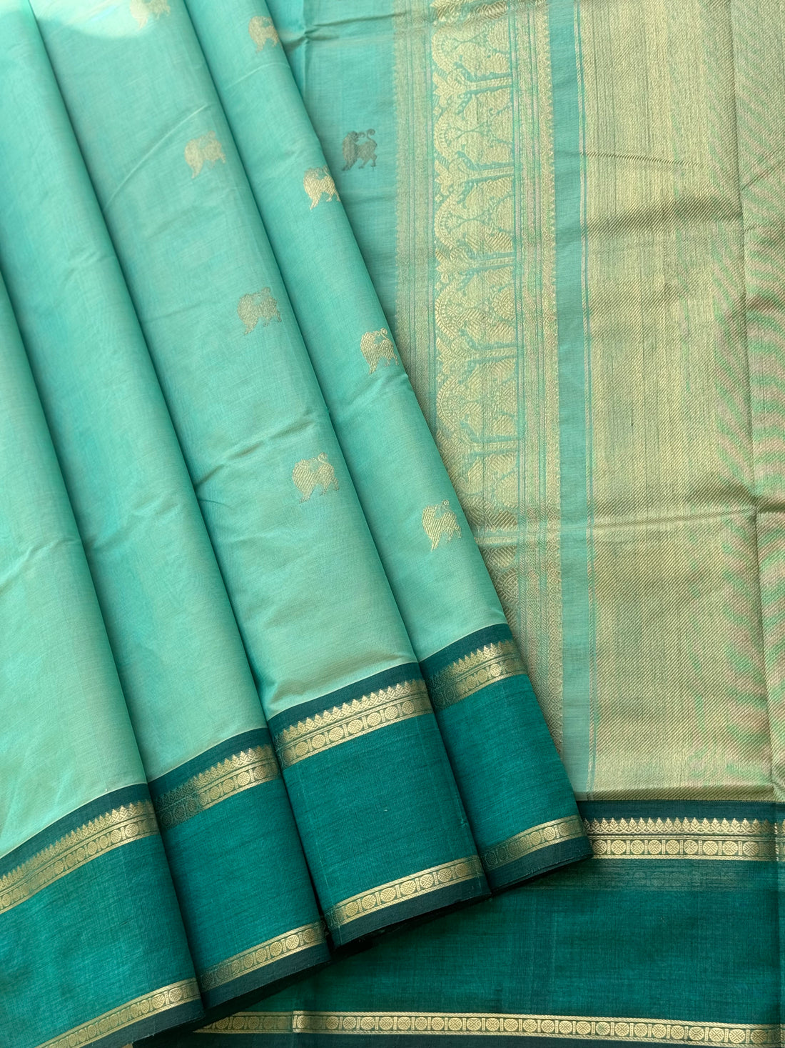 Reserved for Shash - A gorgeous seagreen with teal handwoven yali Kanchi silk cotton saree