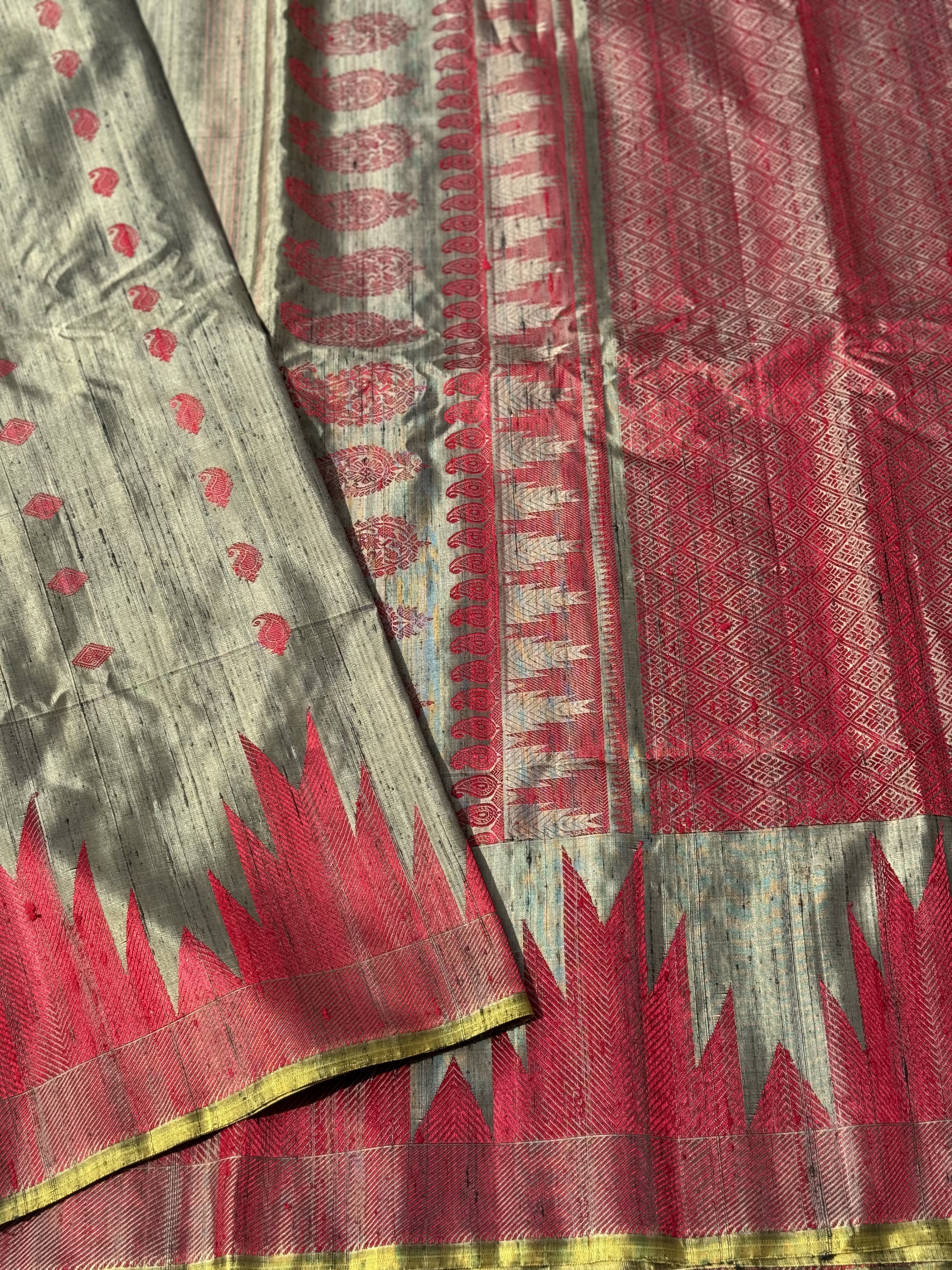 APURVA - Handwoven gorgeous Raw silk antique muted gold shade handwoven gadwal silk saree