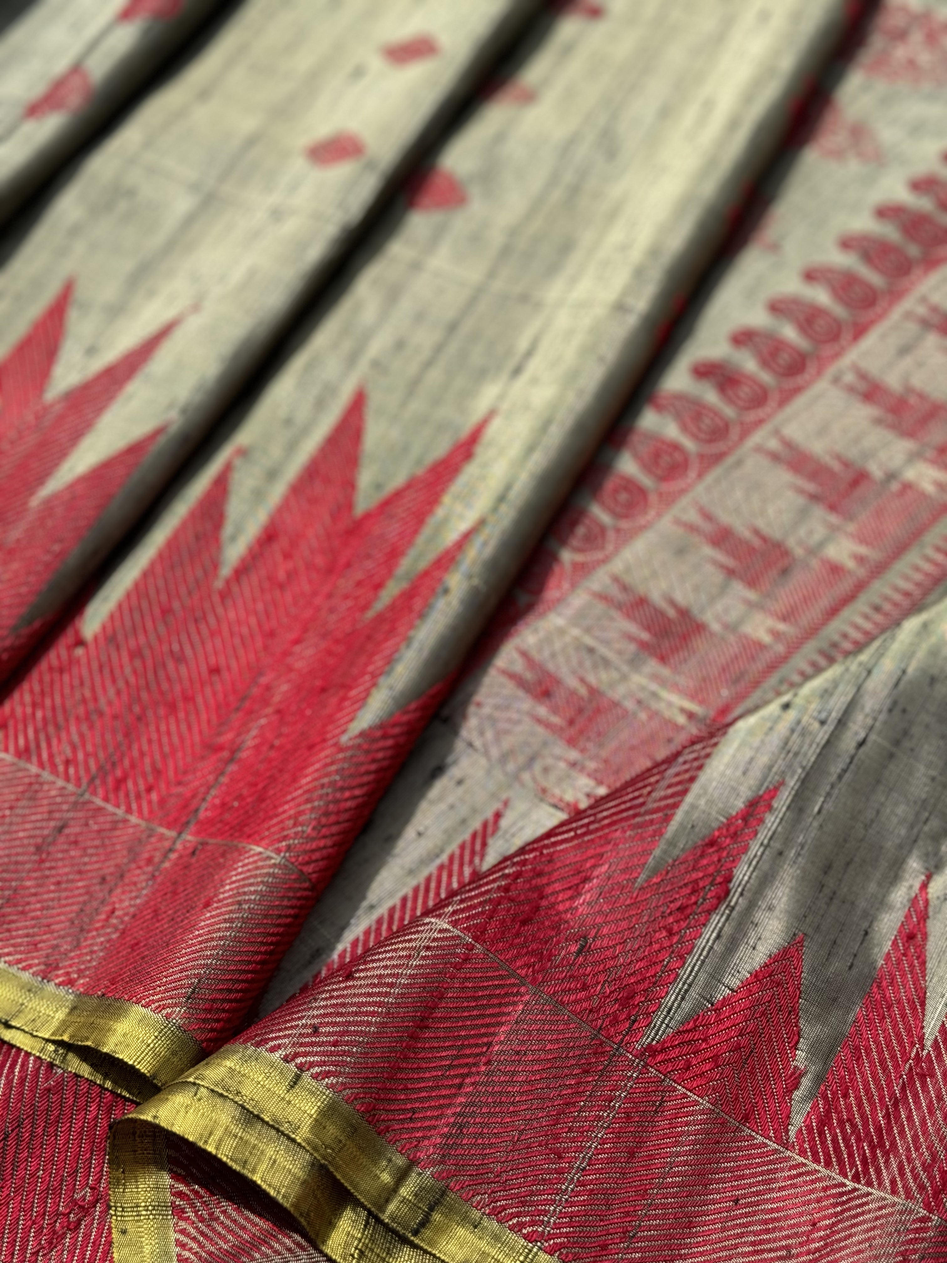 APURVA - Handwoven gorgeous Raw silk antique muted gold shade handwoven gadwal silk saree