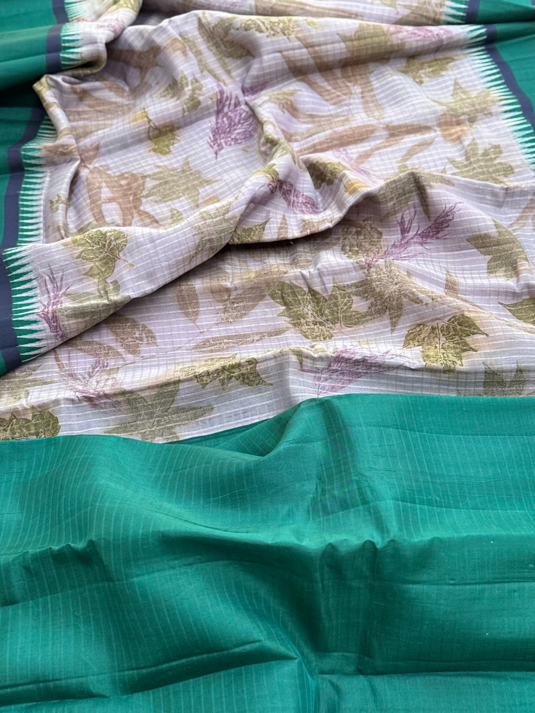 Natural Ecoprints on Khadhi Gadwal saree