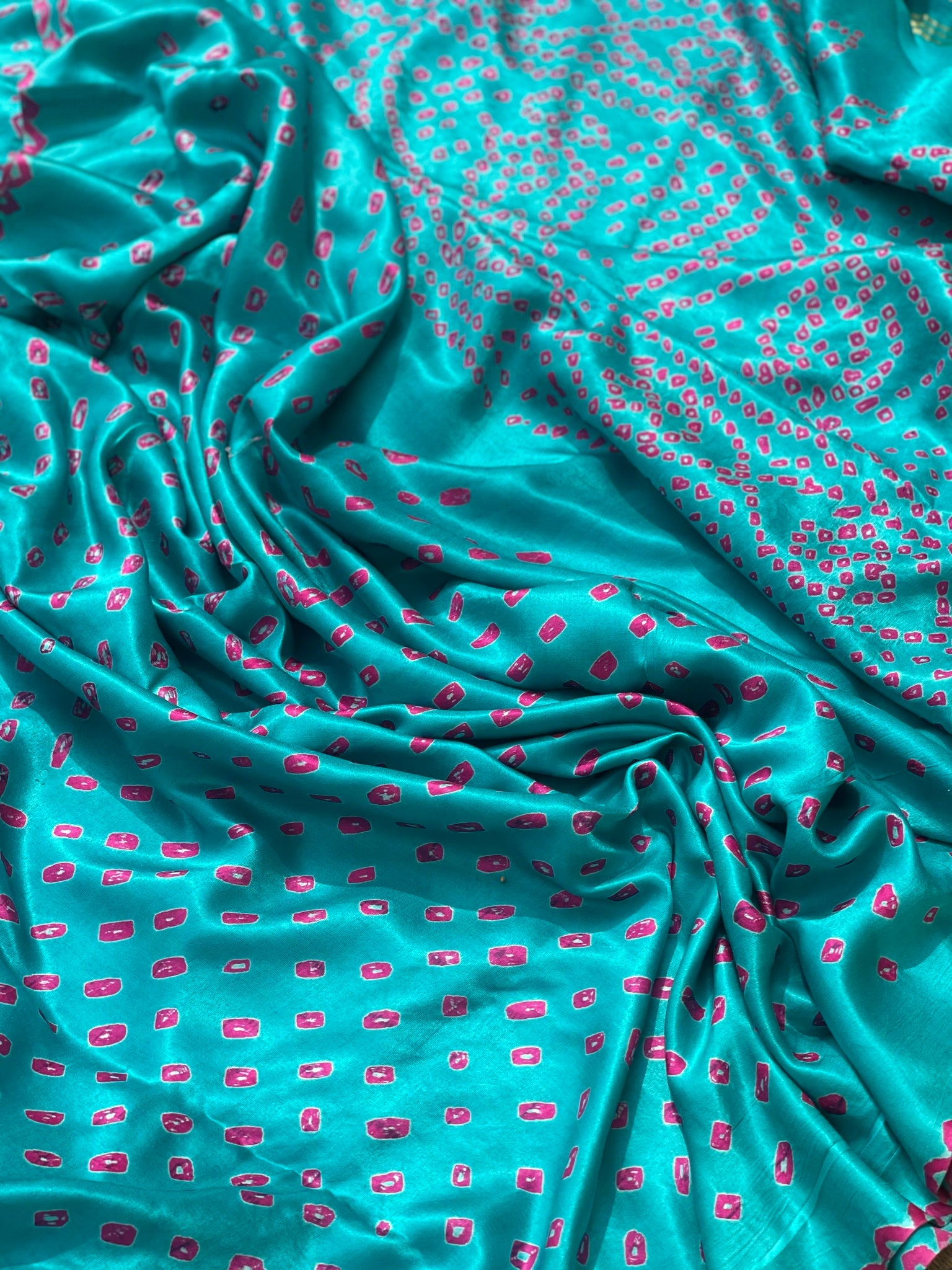 Tie And Dye Hand Knotted Rai Bandhej Gajji Silk Saree