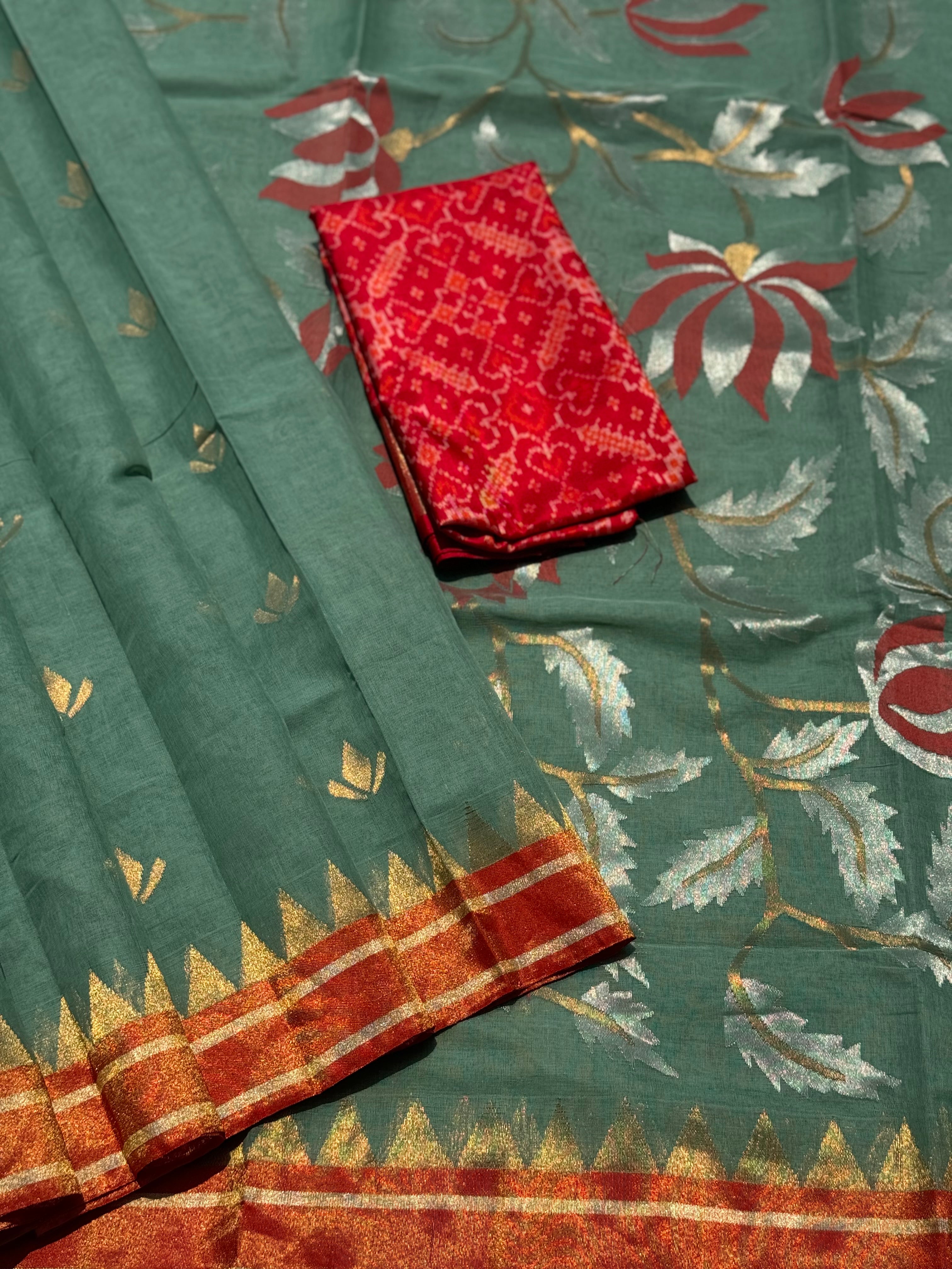 Ponduru Khadhi cyan green saree with all over jaal weave on pallu