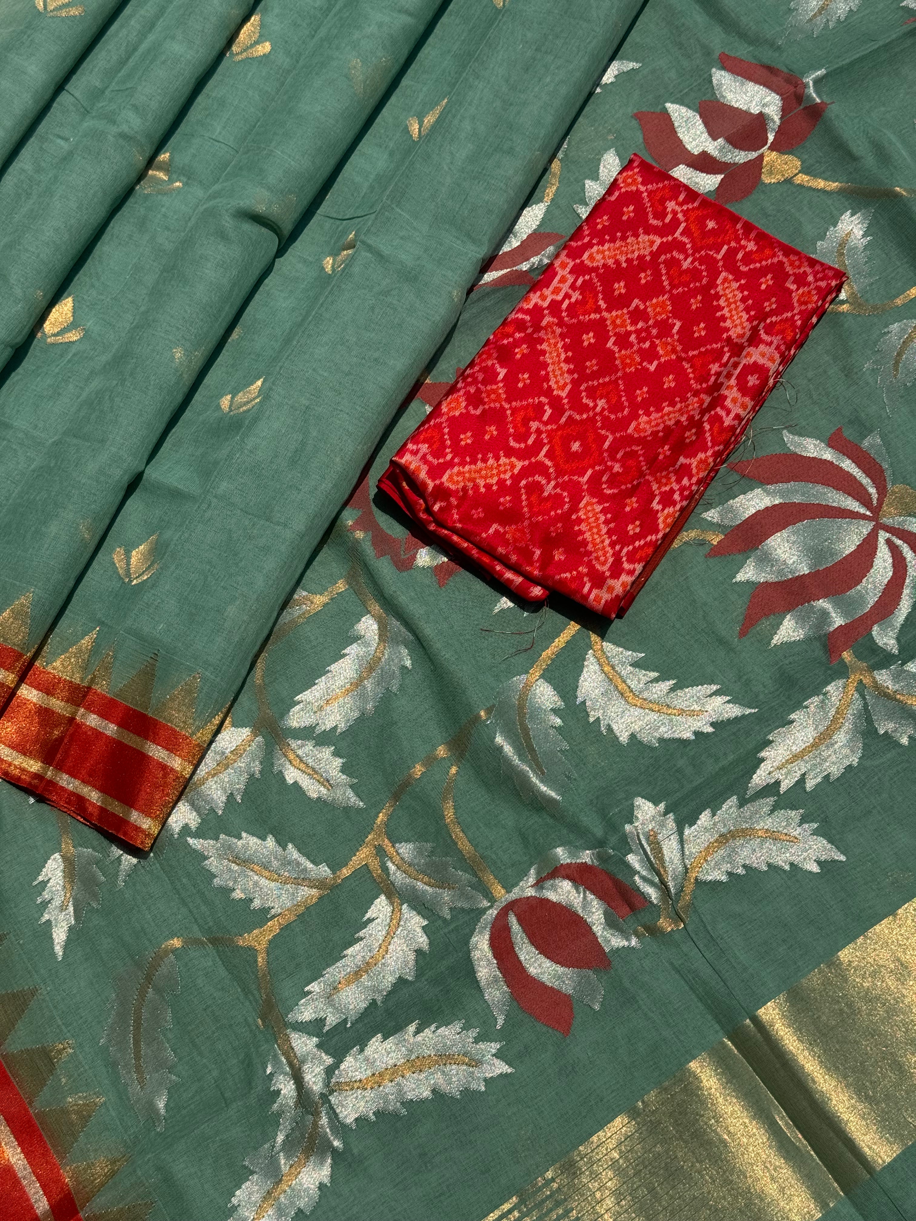 Ponduru Khadhi cyan green saree with all over jaal weave on pallu