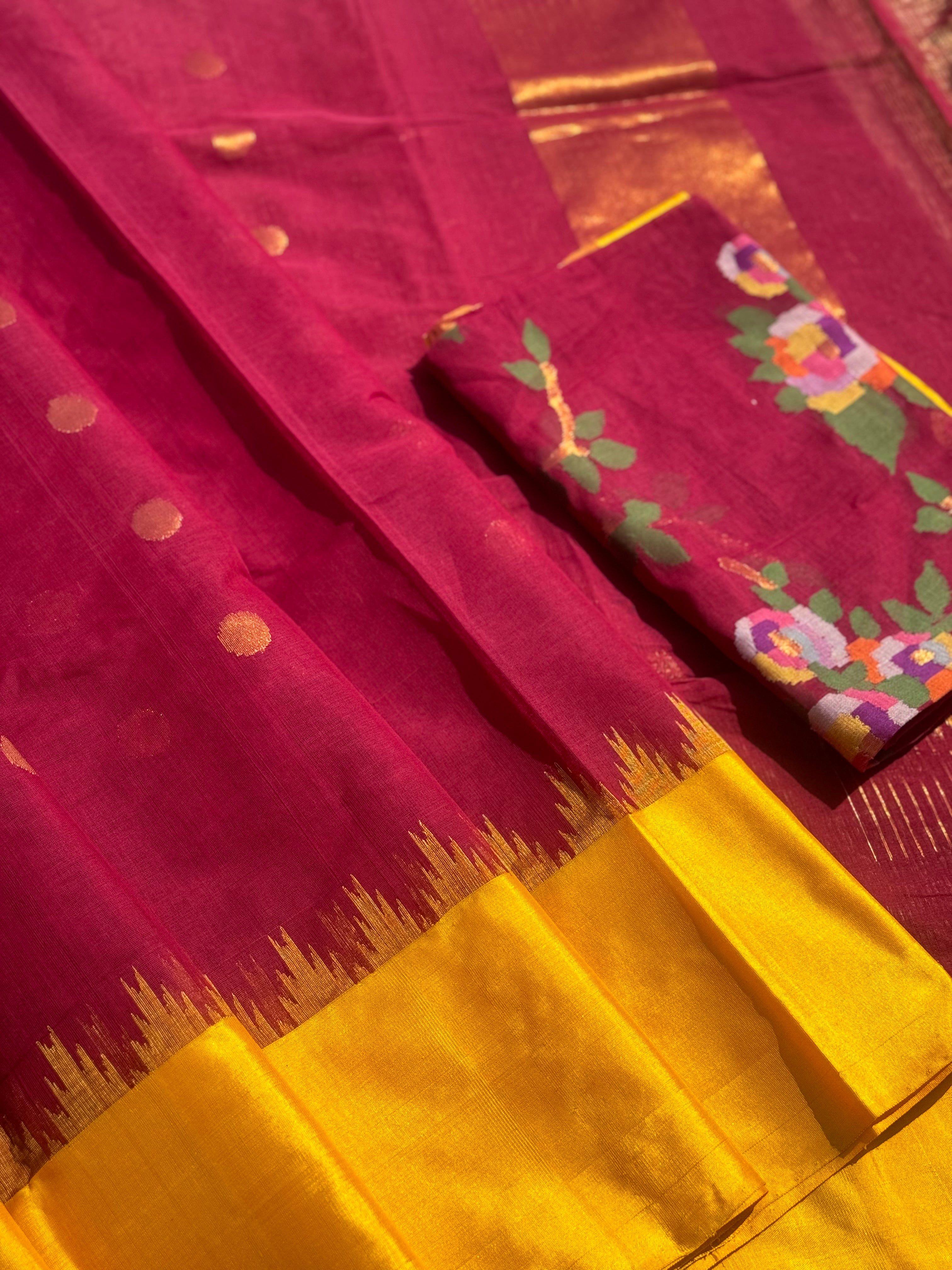 Ponduru Khadhi peachish pink with yellow saree with all over jaal weave on blouse