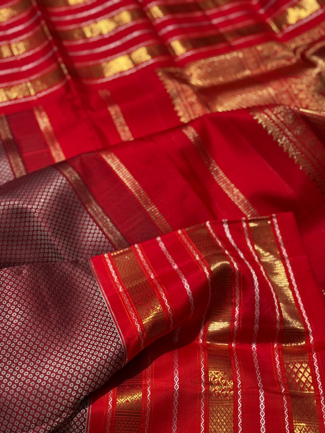 A gorgeous masterpiece honeycomb motif korvai kanchivaram silk saree