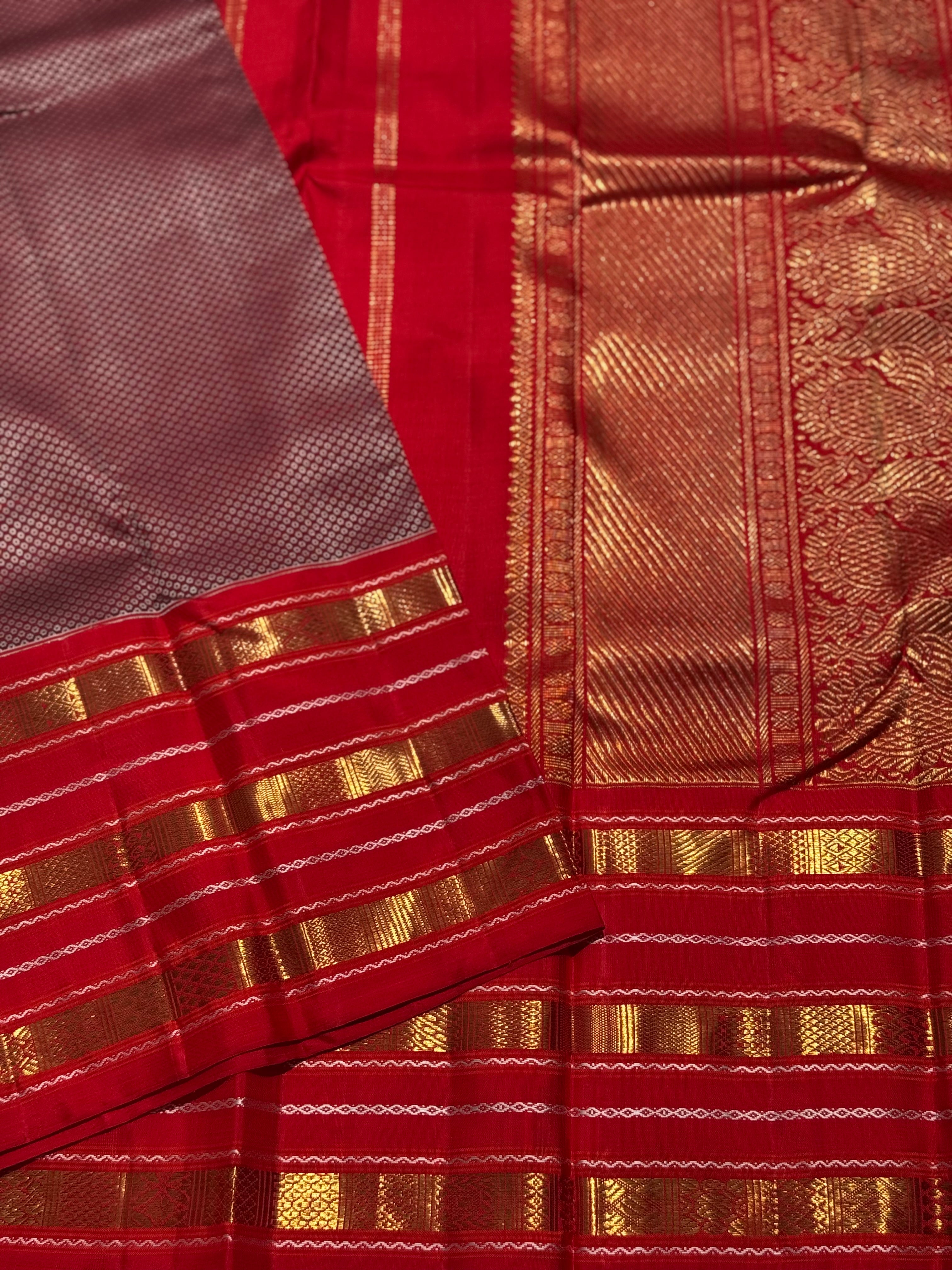 A gorgeous masterpiece honeycomb motif korvai kanchivaram silk saree