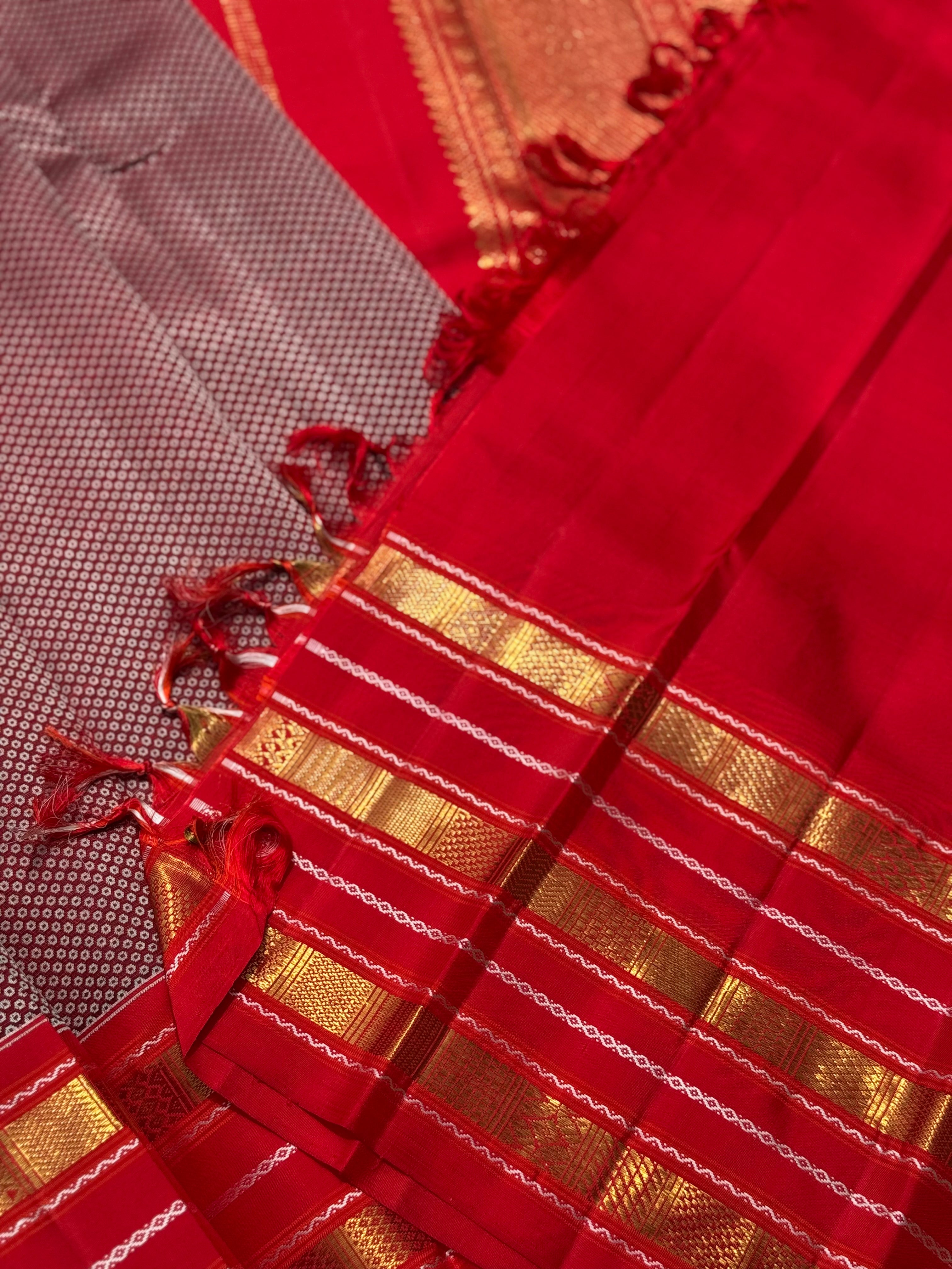 A gorgeous masterpiece honeycomb motif korvai kanchivaram silk saree