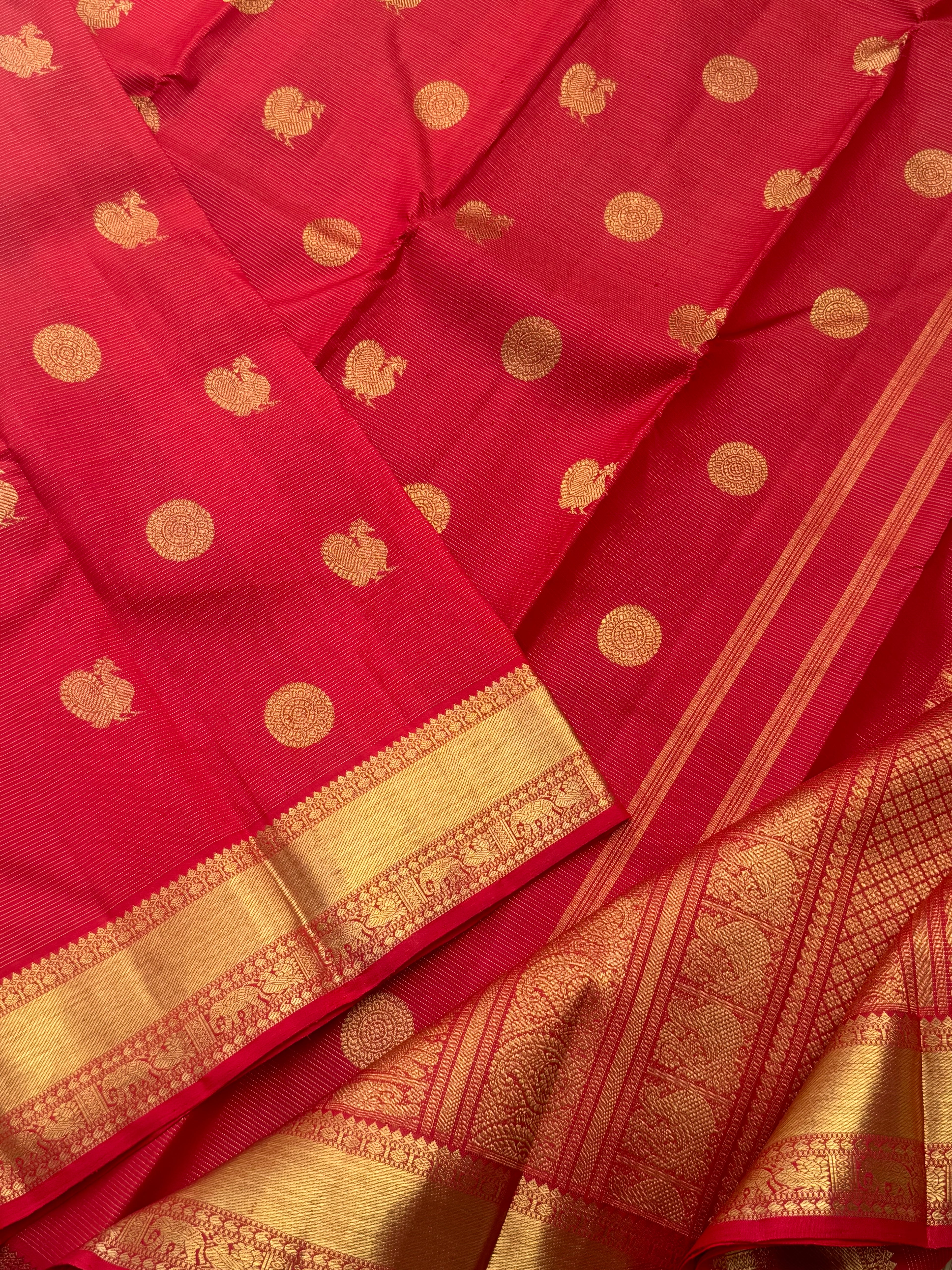 The gorgeous masterpiece woven bridal red vairaoosi kanchivaram silk Saree