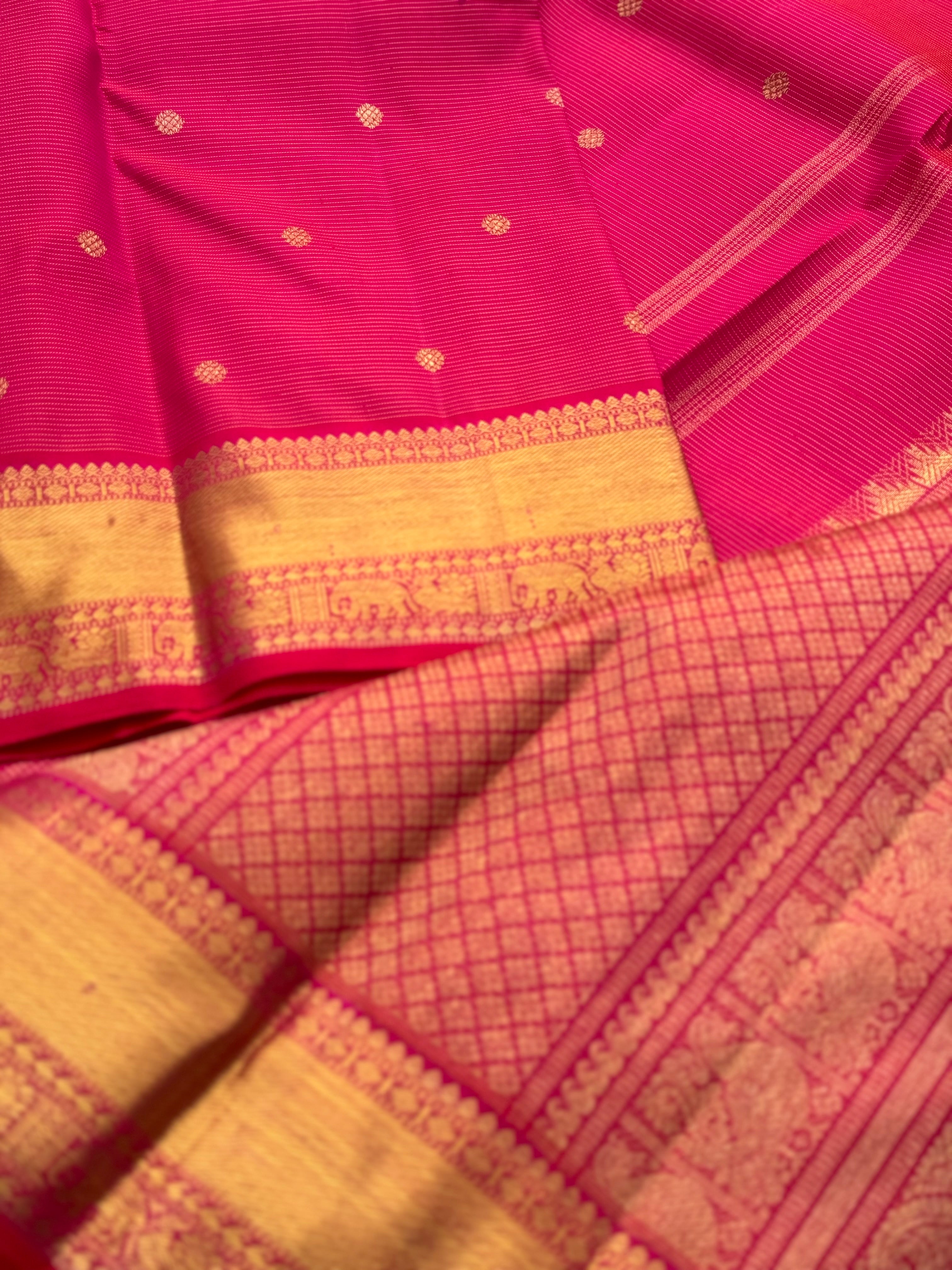 Peachish Pink Heirloom Vairaoosi Kanchivaram Silk Saree