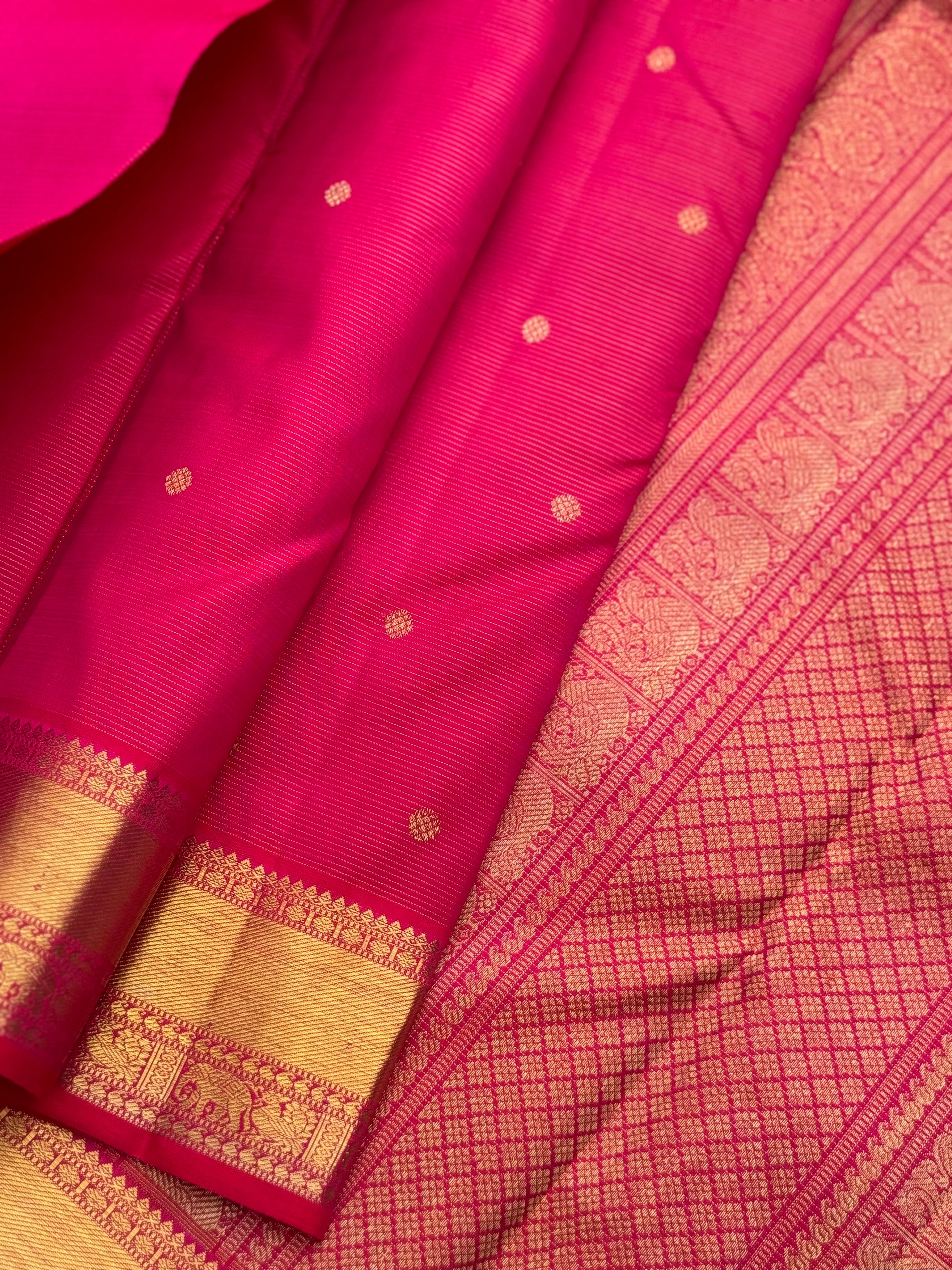 Peachish Pink Heirloom Vairaoosi Kanchivaram Silk Saree