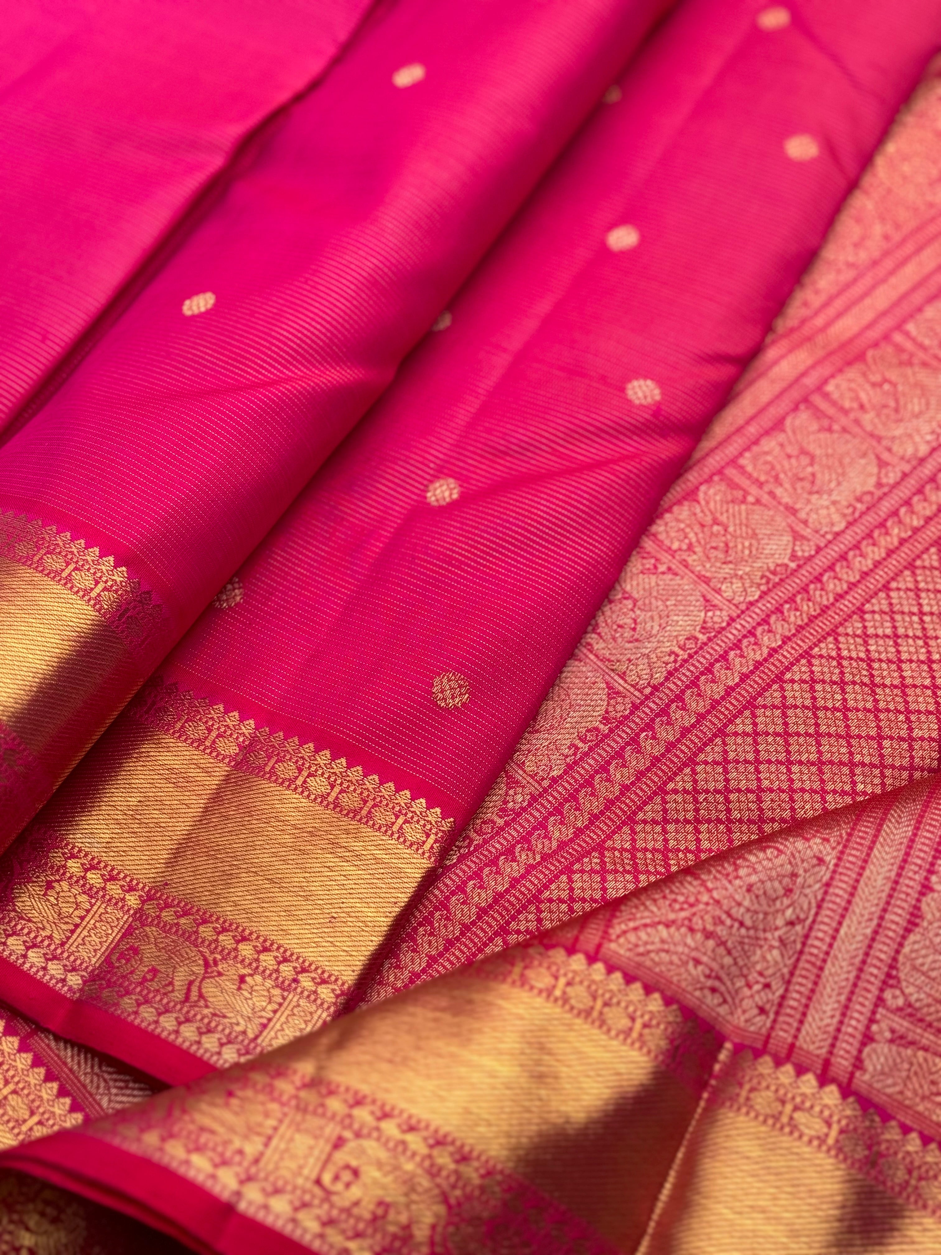 Peachish Pink Heirloom Vairaoosi Kanchivaram Silk Saree