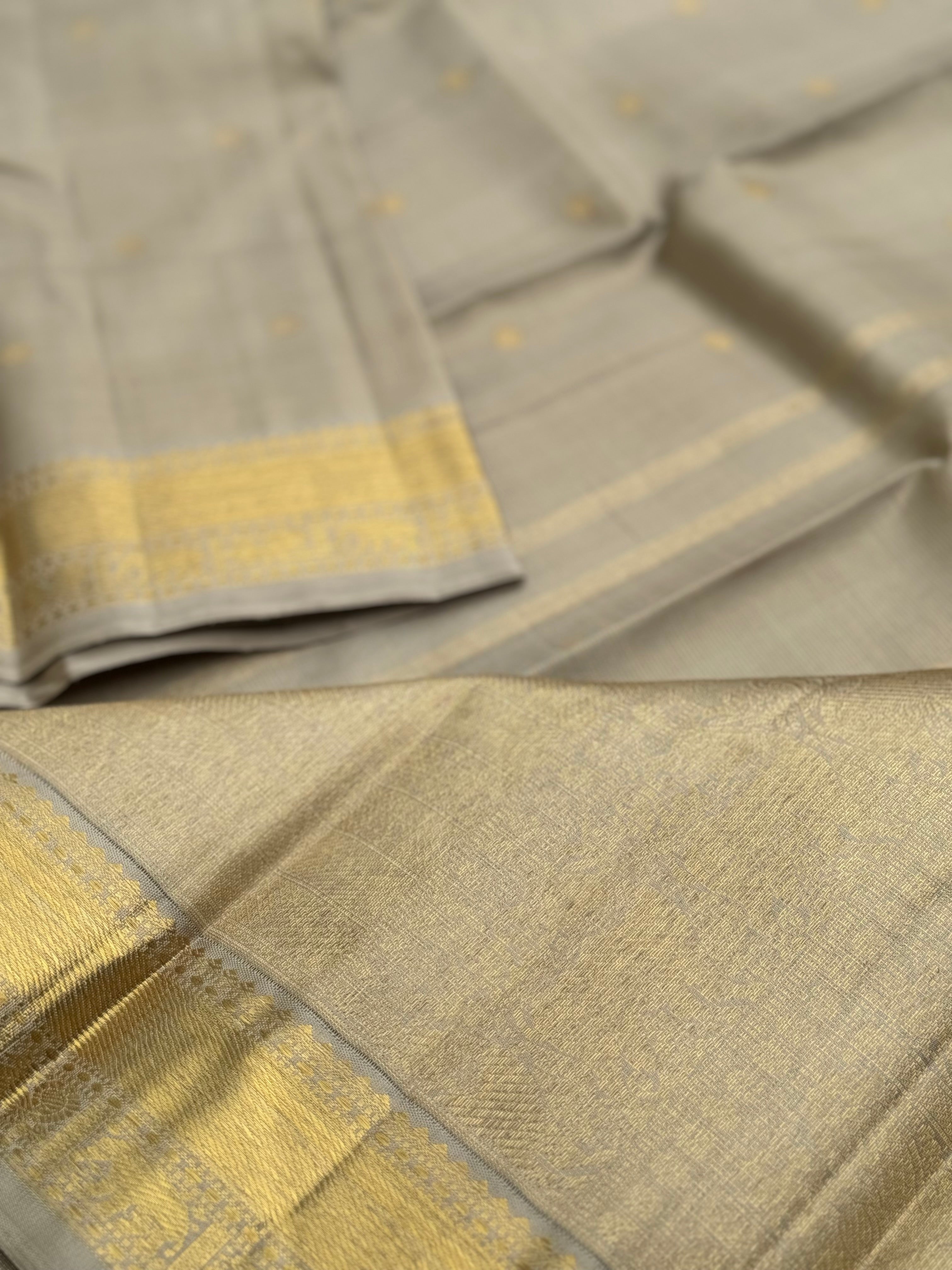 Metallic grey Heirloom Vairaoosi Kanchivaram Silk Saree