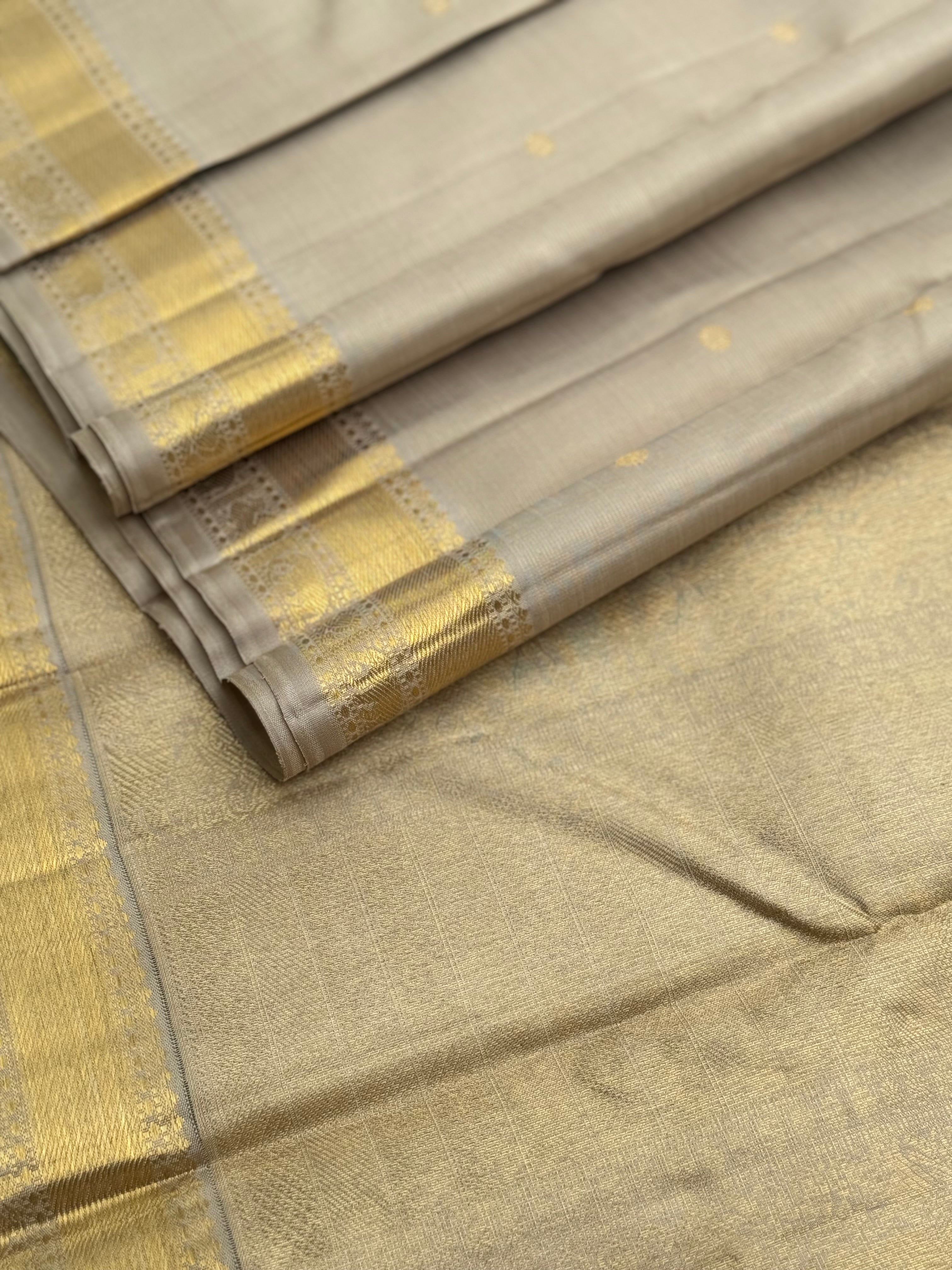 Metallic grey Heirloom Vairaoosi Kanchivaram Silk Saree