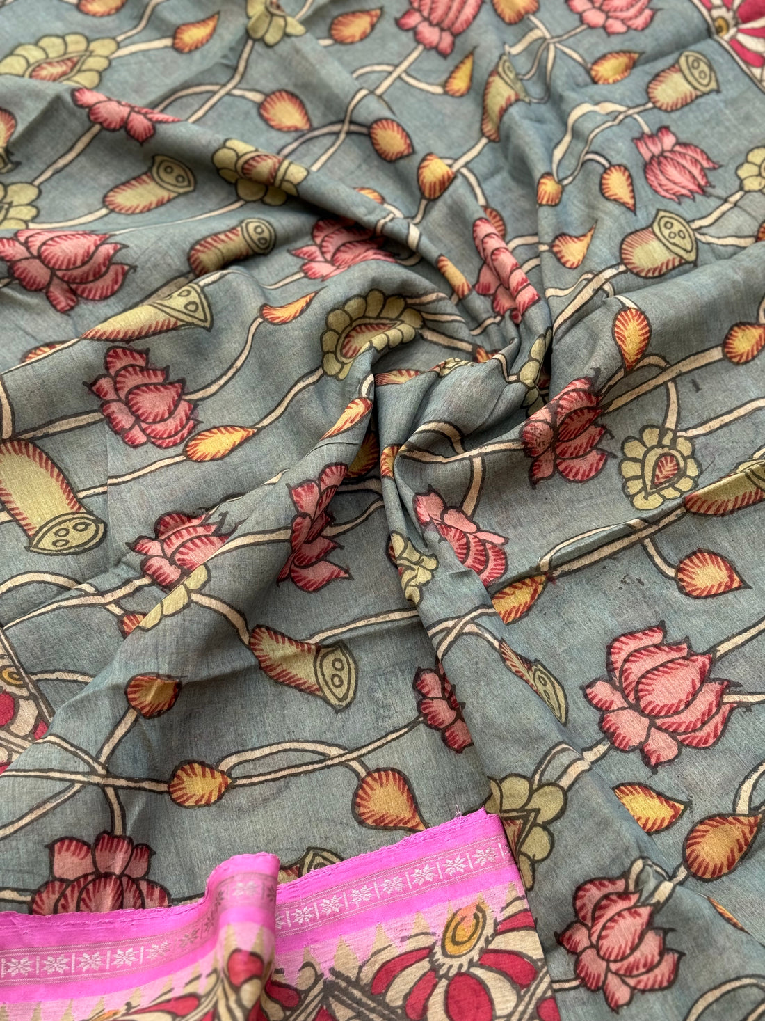 A subtle elegant ponduru handspun Khadhi cotton penkalamkari saree