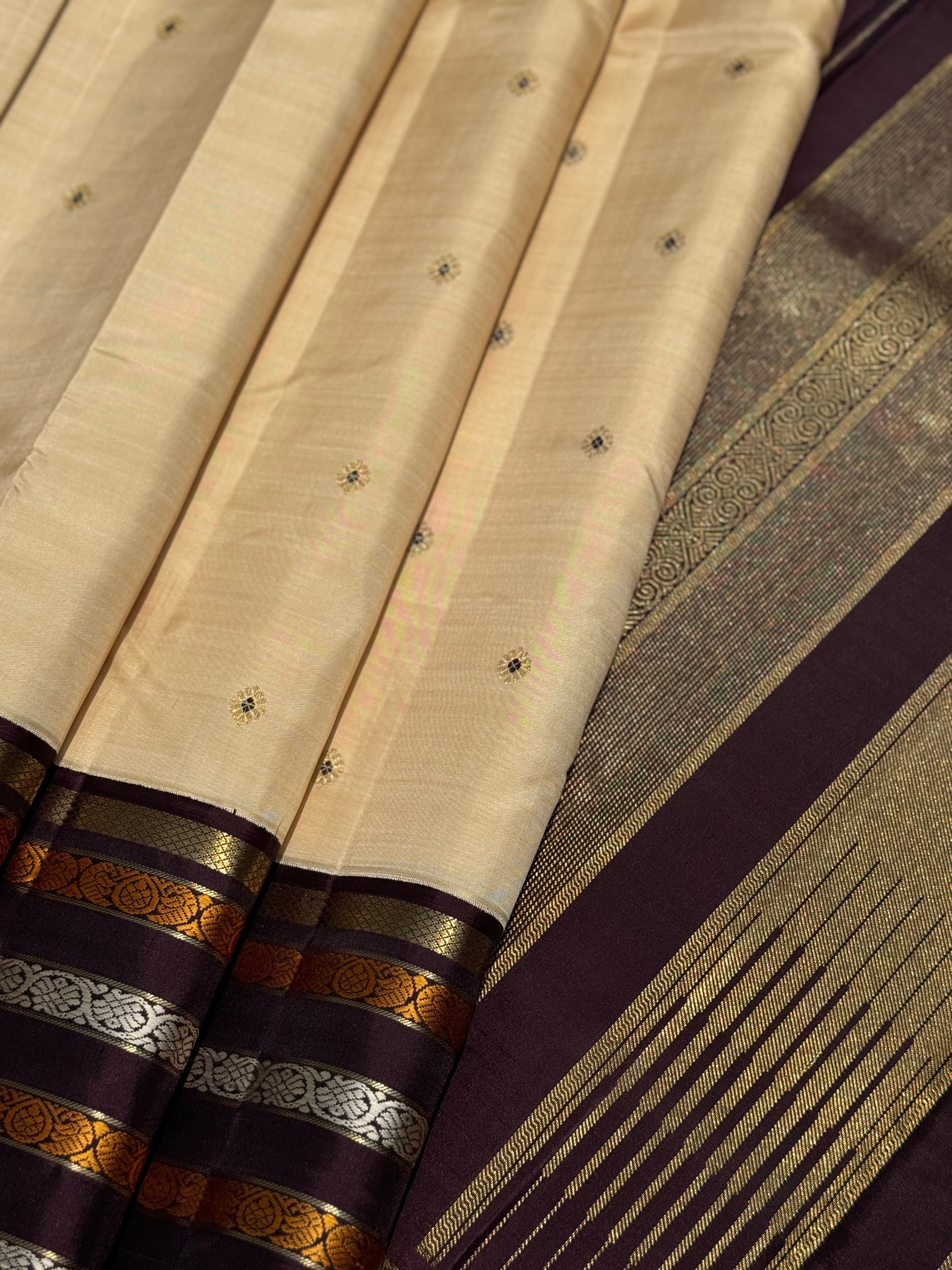 Reserved for Priya - No Zari Revival vintage korvai kanchivaram silk saree with 5 pettu border