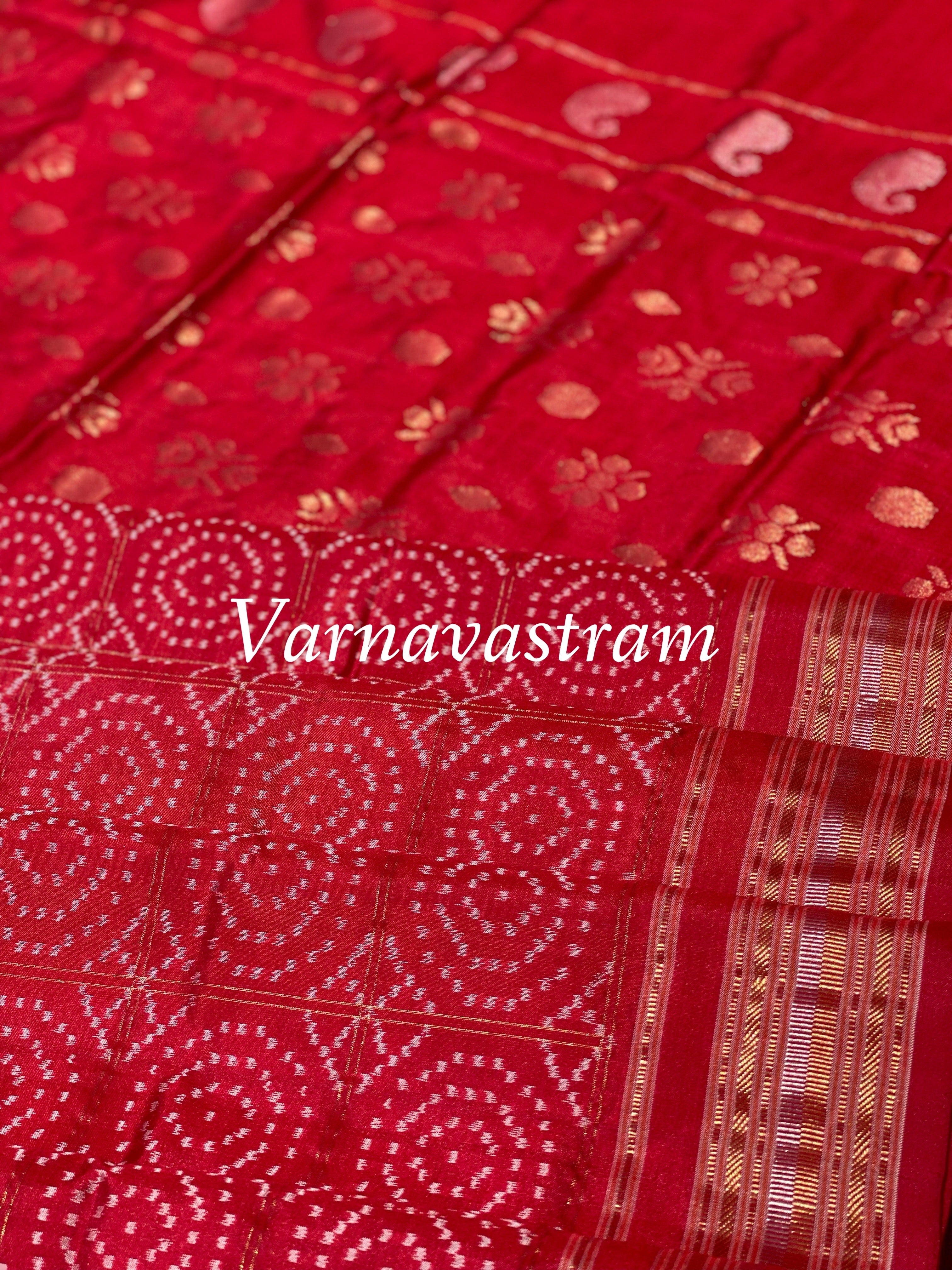 Premium Mulberry Silk Ikkat With Jamdani Pallu Saree