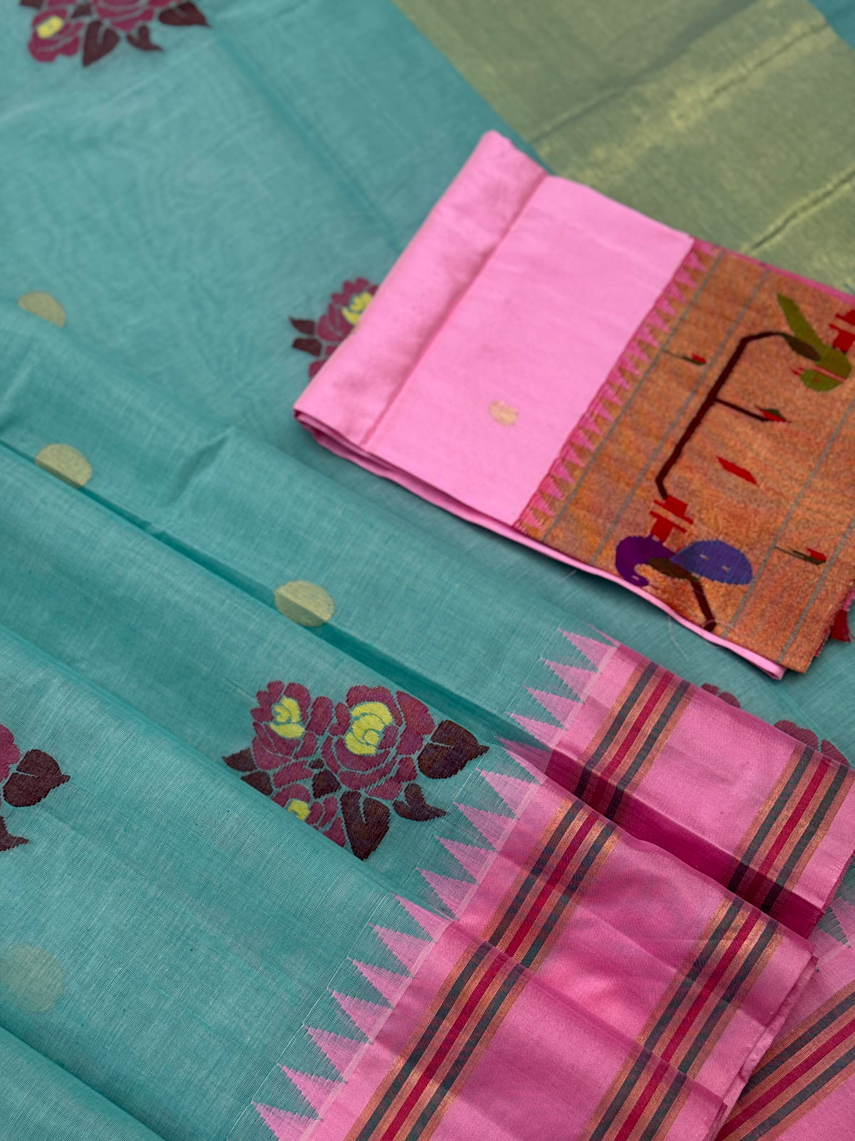 Pastel blue with peony pink bouquet of flowers jamdani motifs ponduru Khadhi jamdani saree