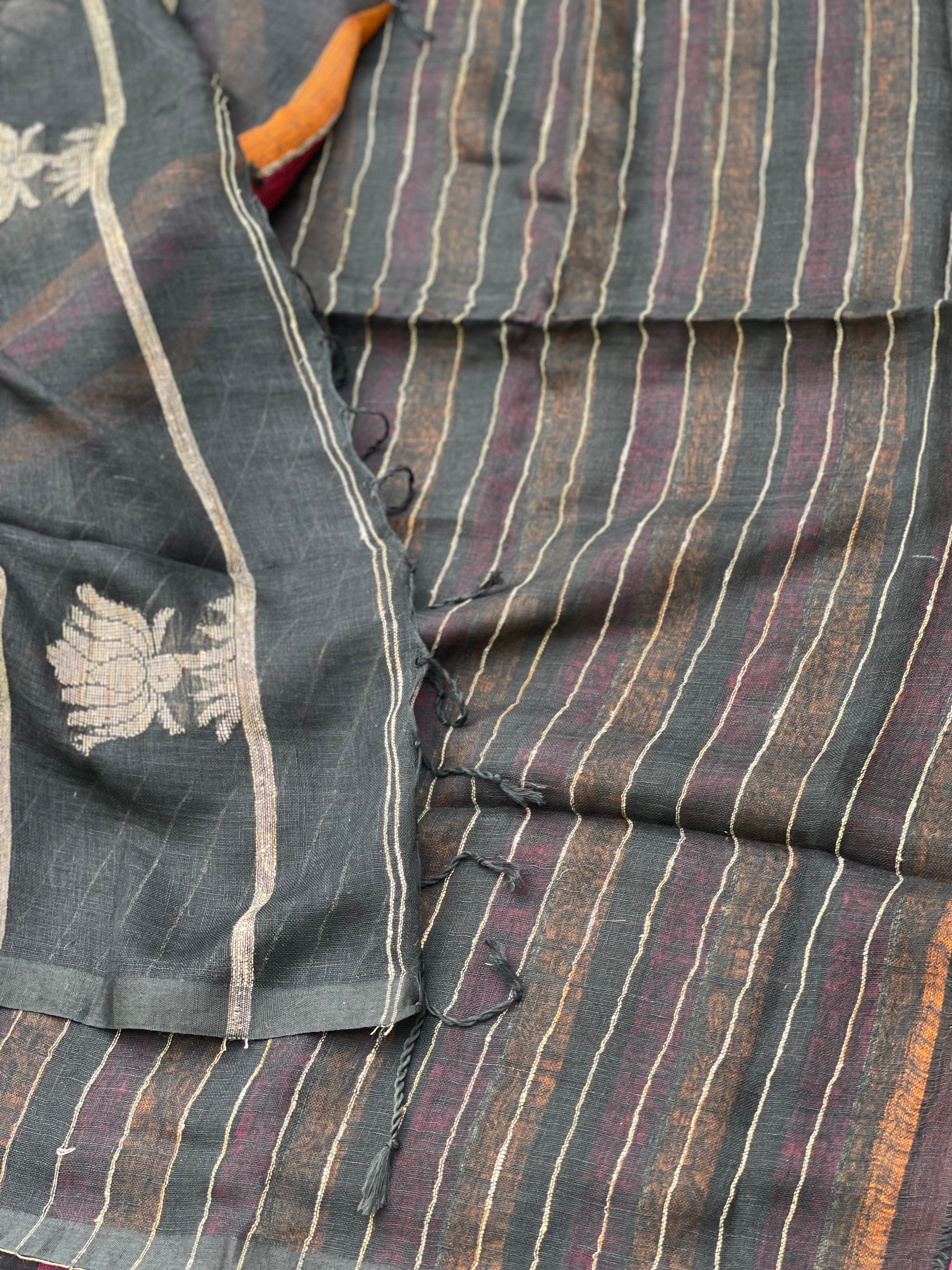 Organic Linen by Linen Jamdani Saree