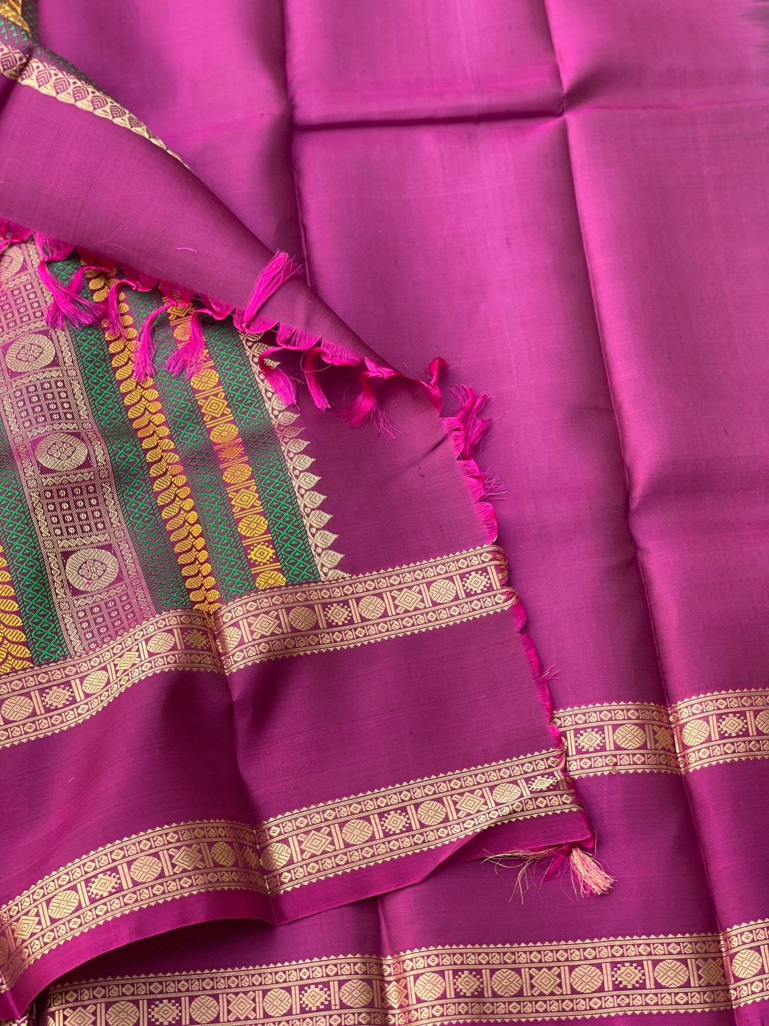 Threadwork Kanchivaram Silk Saree With Kalakshetra Kili Pallu And Rettapet Border