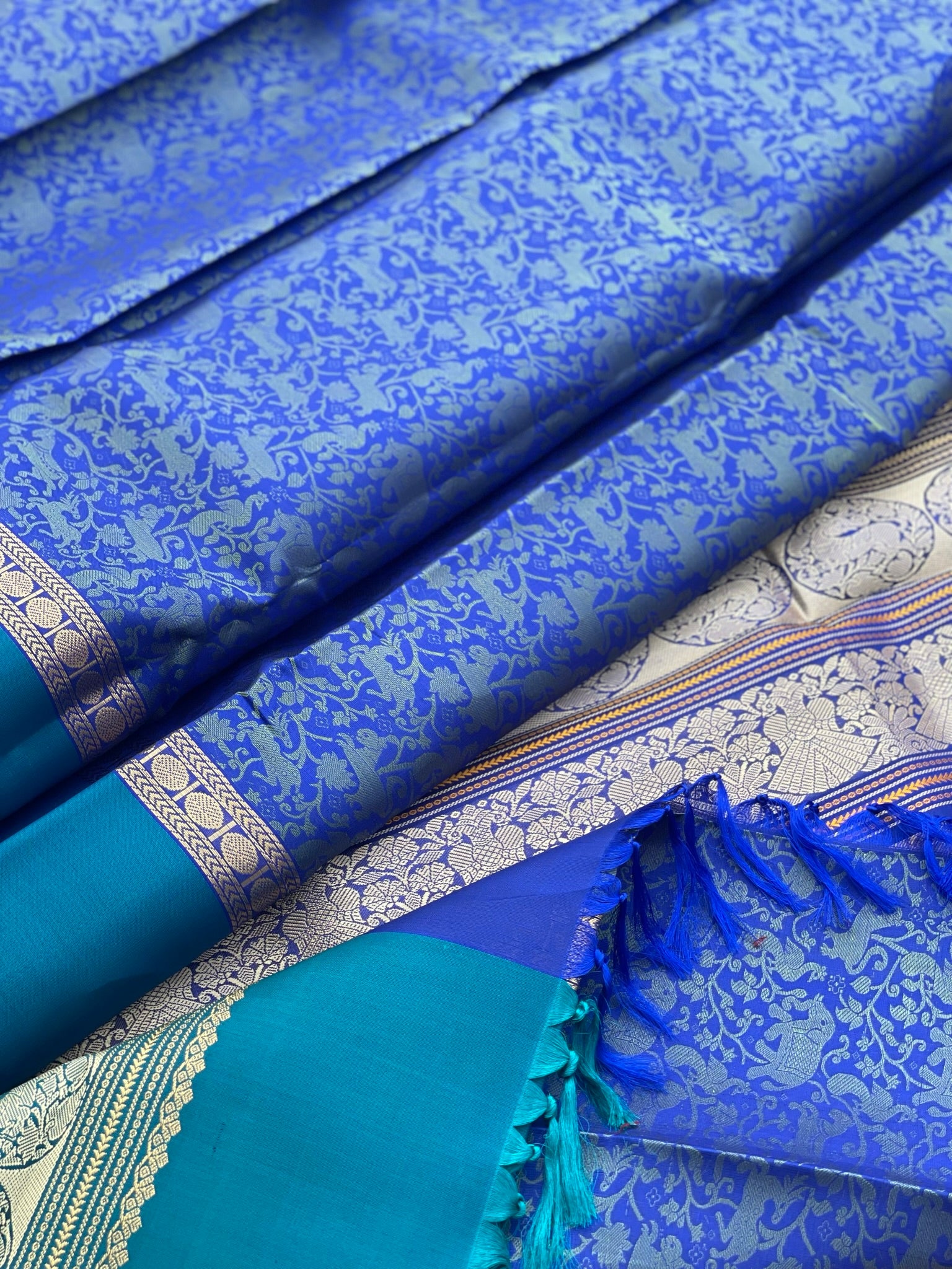 Threadwork Kanchivaram Silk Saree With Vanasingaram Ganga Jamuna Border