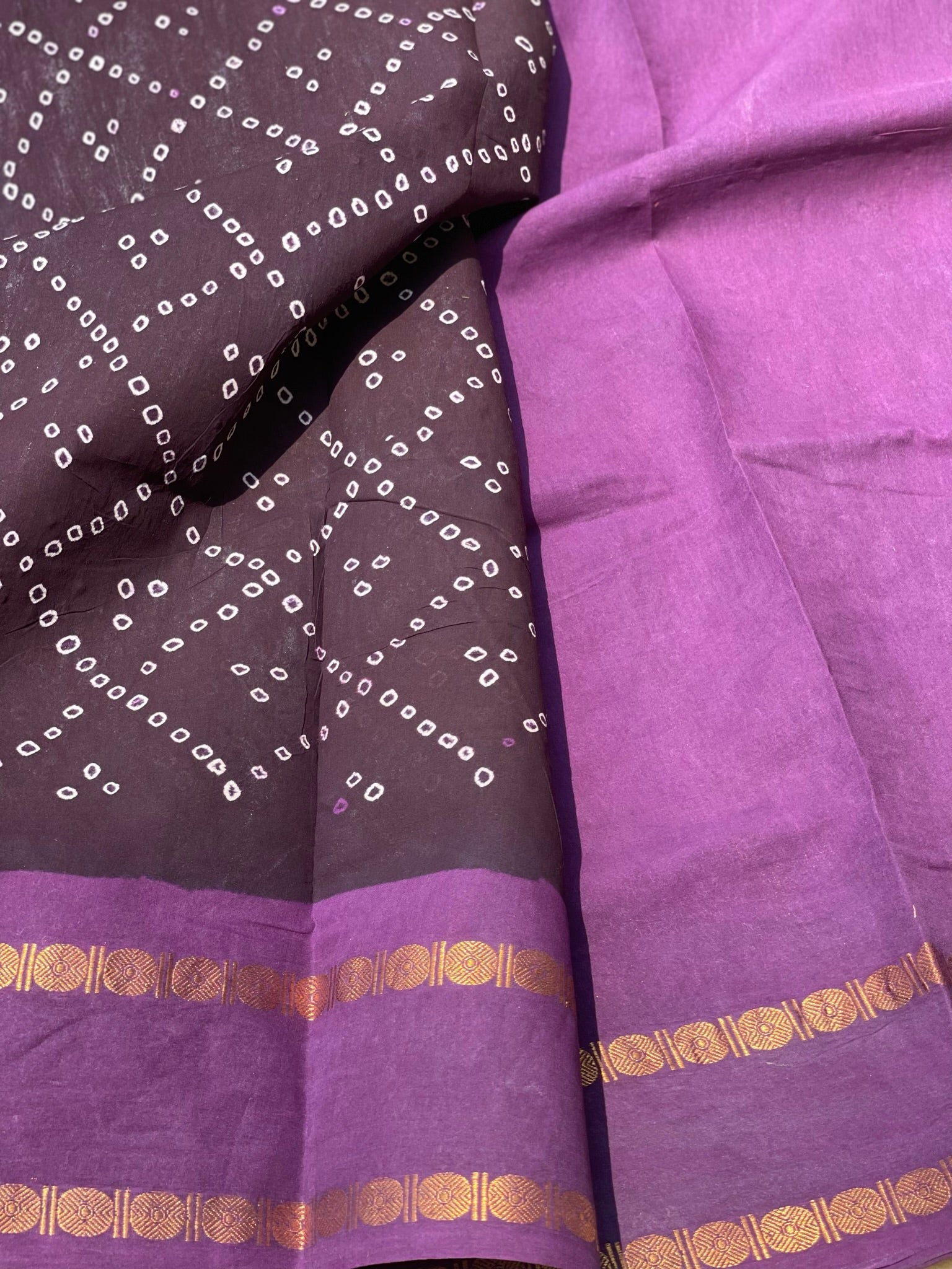 Hand Knotted And Tie Dyed Madurai Kaikattu Sungudi Cotton