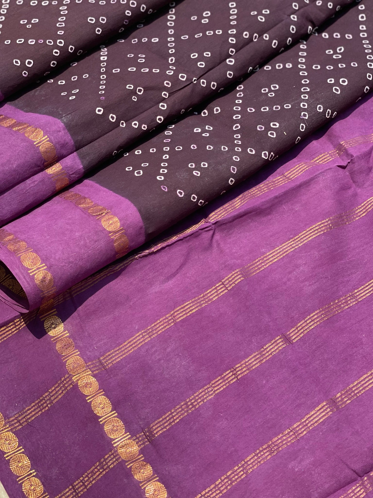Hand Knotted And Tie Dyed Madurai Kaikattu Sungudi Cotton