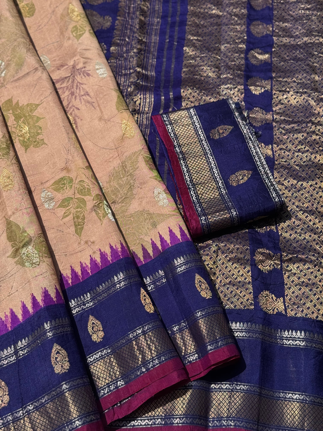A gorgeous natural ecoprints done on pastel onion pink with purple kuttu gadwal silk saree