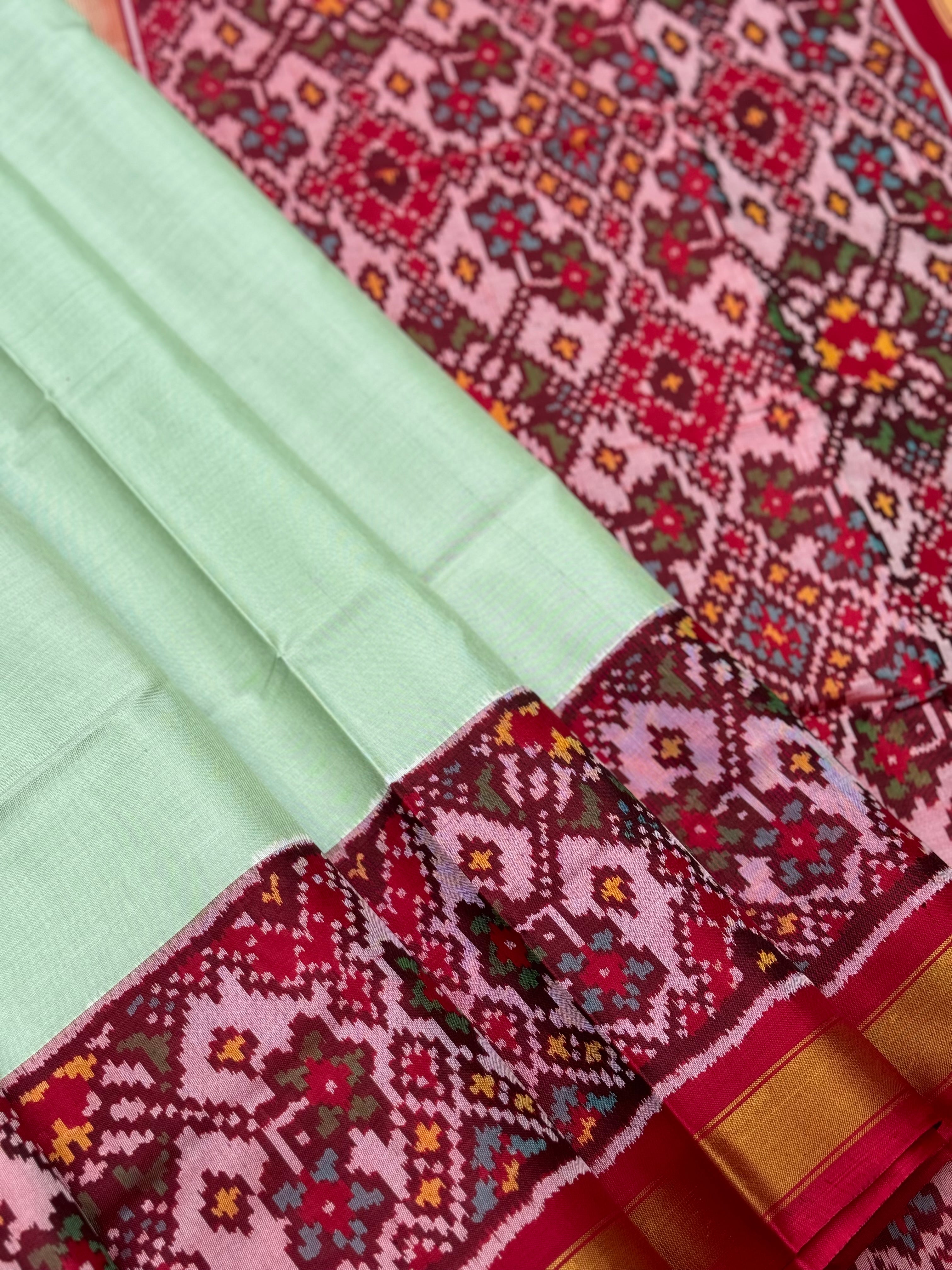 Cardamom green /Elaichi green Patola single ikkat silk saree