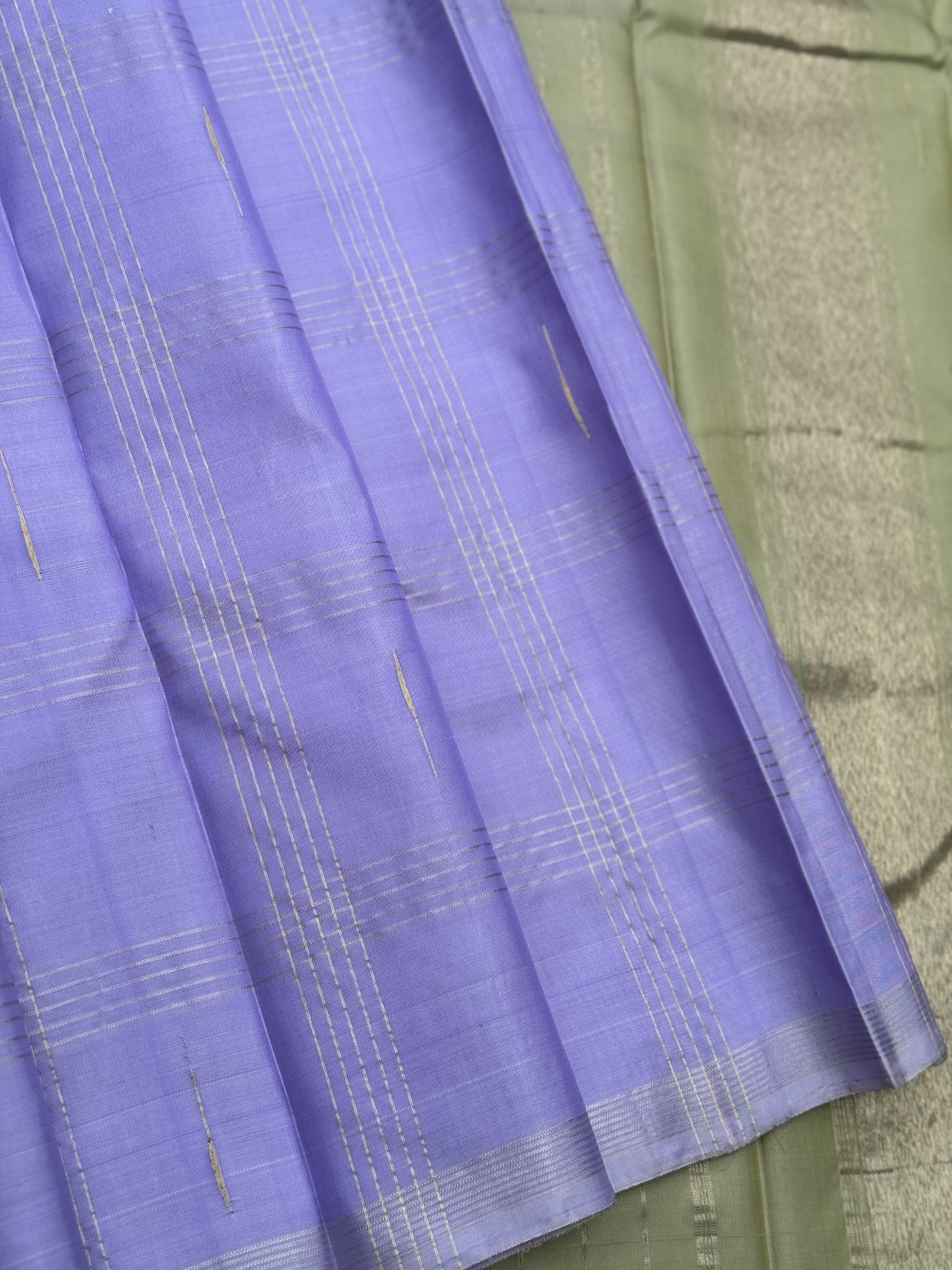 Handwoven Pure Arani Korvai Silk With unique lavender with pastel green or elaichi green zari checks