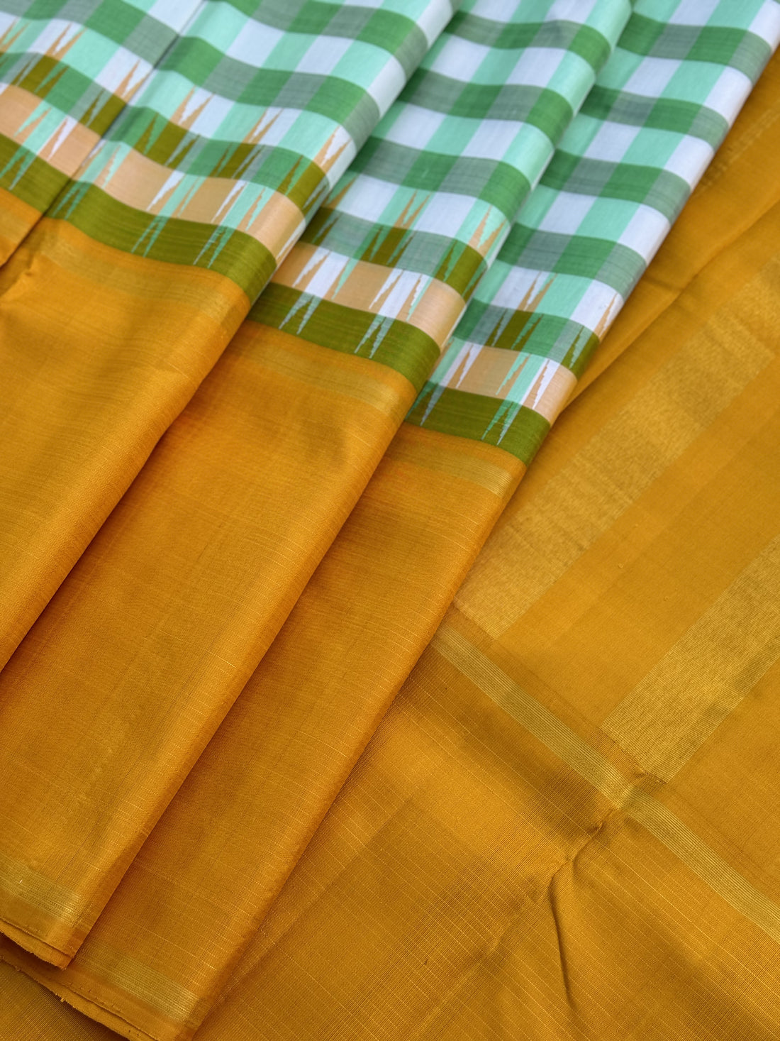 Handwoven Pure Arani Korvai Silk With pastel green white kattam aka checkers pattern