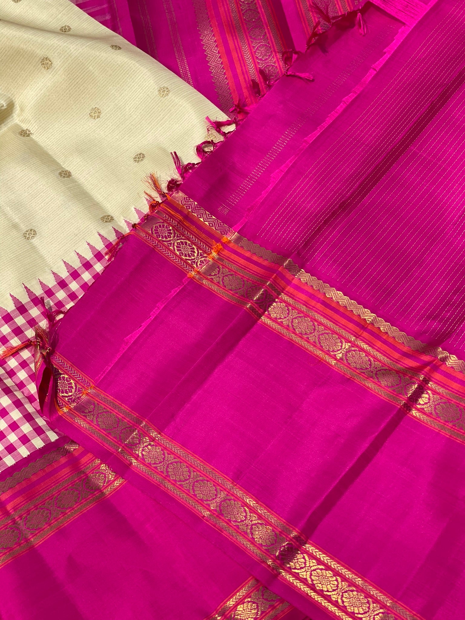 PARAMARA Exclusive Heirloom Reinterpreted Vairaoosi With Alternate Korai Kanchi Silk Saree