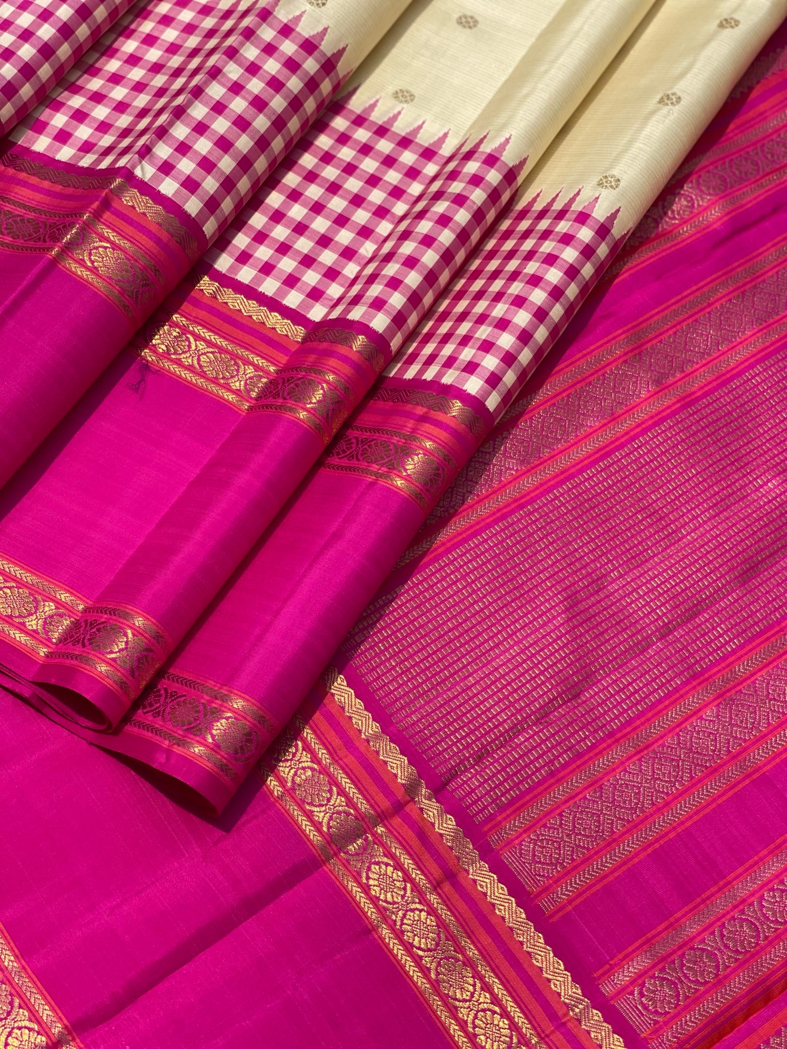 PARAMARA Exclusive Heirloom Reinterpreted Vairaoosi With Alternate Korai Kanchi Silk Saree