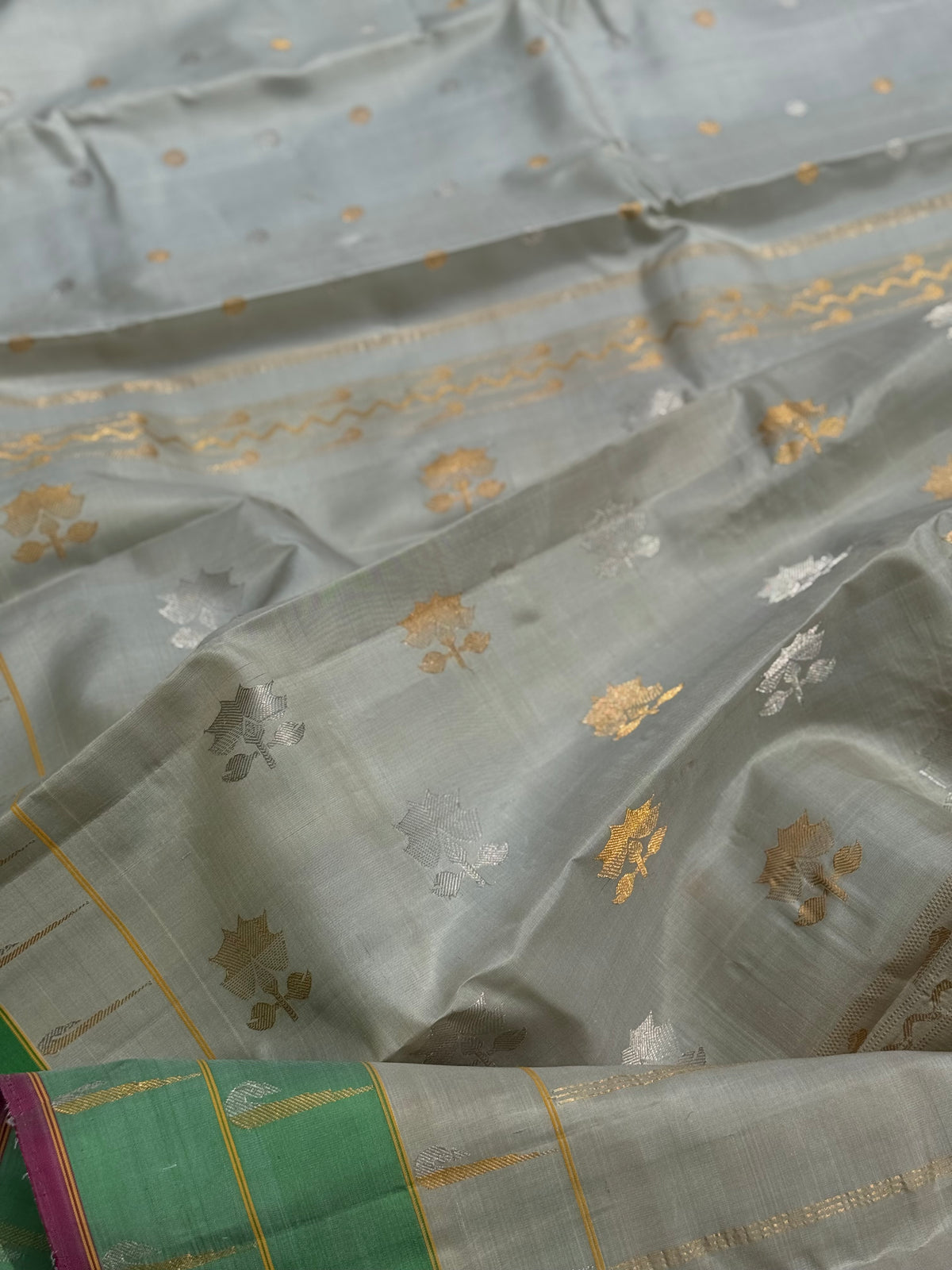 Handwoven triple muniya border inspired kuttu gadwal silk saree