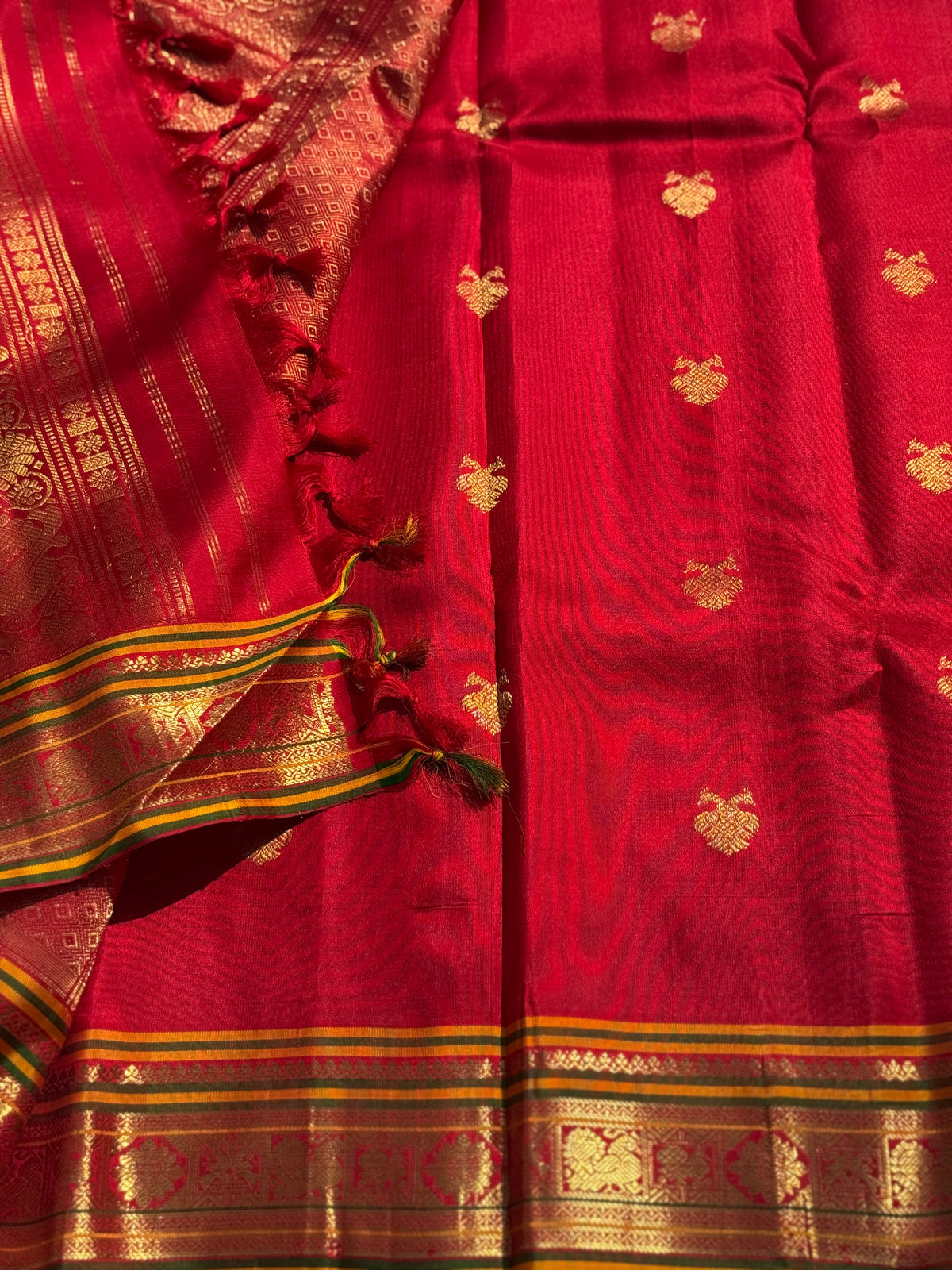 Handwoven gandaberunda kuttu gadwal silk saree