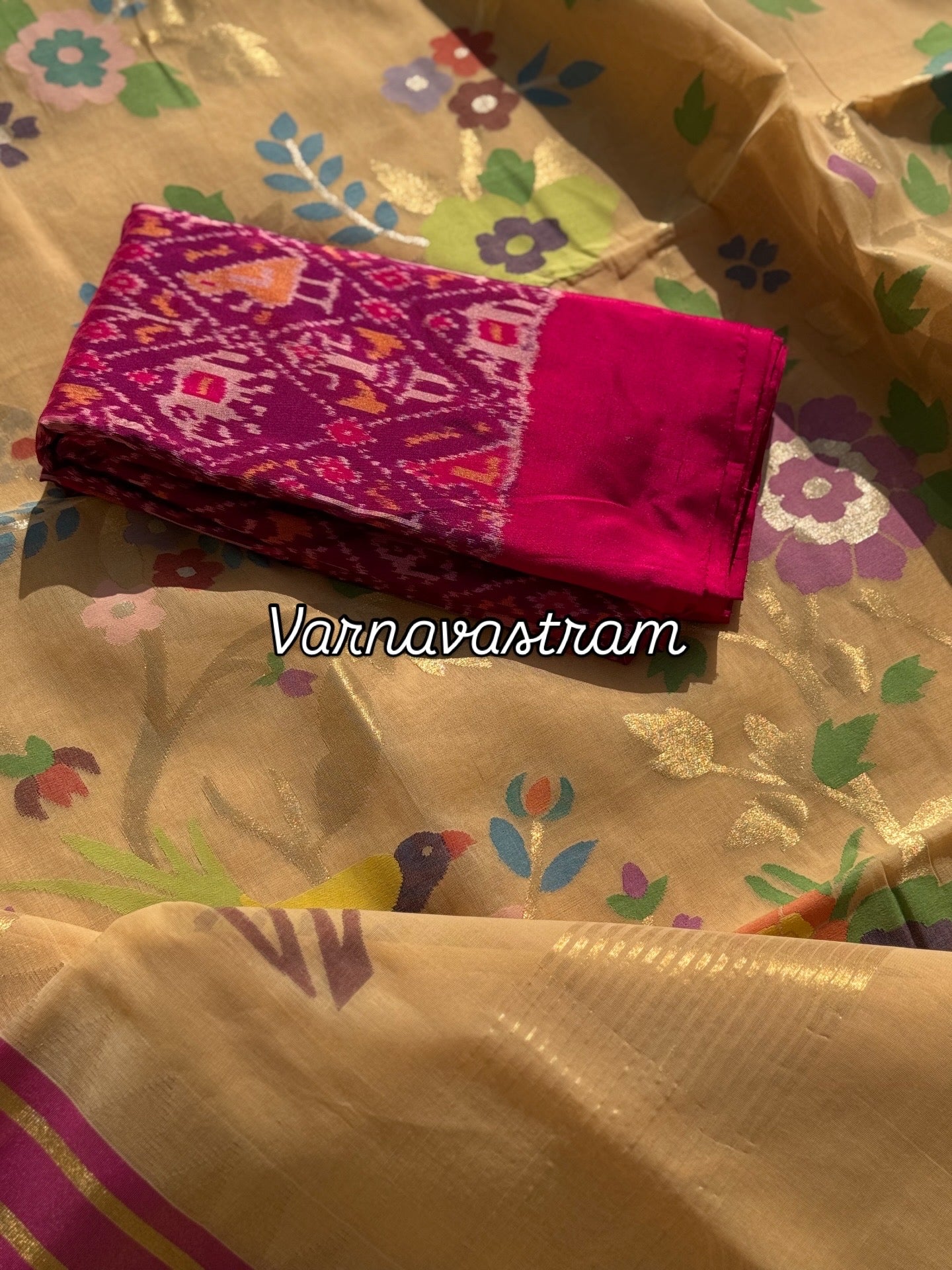 An elegant handspun ponduru Khadhi jamdani cotton saree in pastel shade with red tue Zari